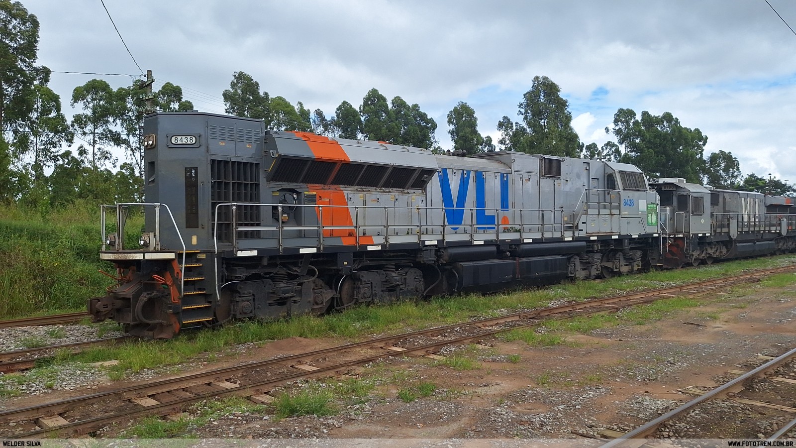 VLI EMD SD70Ace-BB 8438 em Goiandira · GO