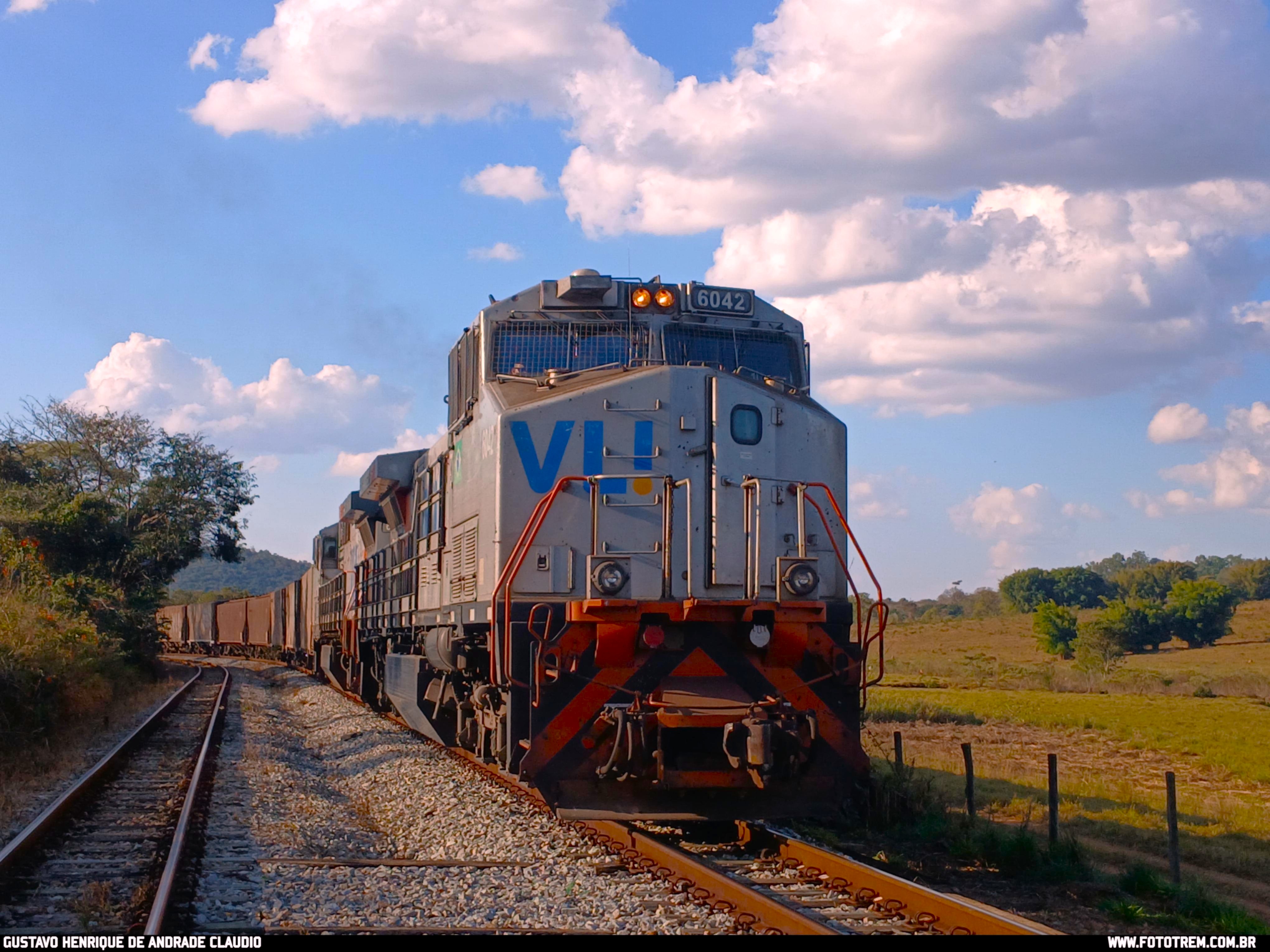 VLI GE DASH 9-40BBW 6042 em Divinópolis · MG