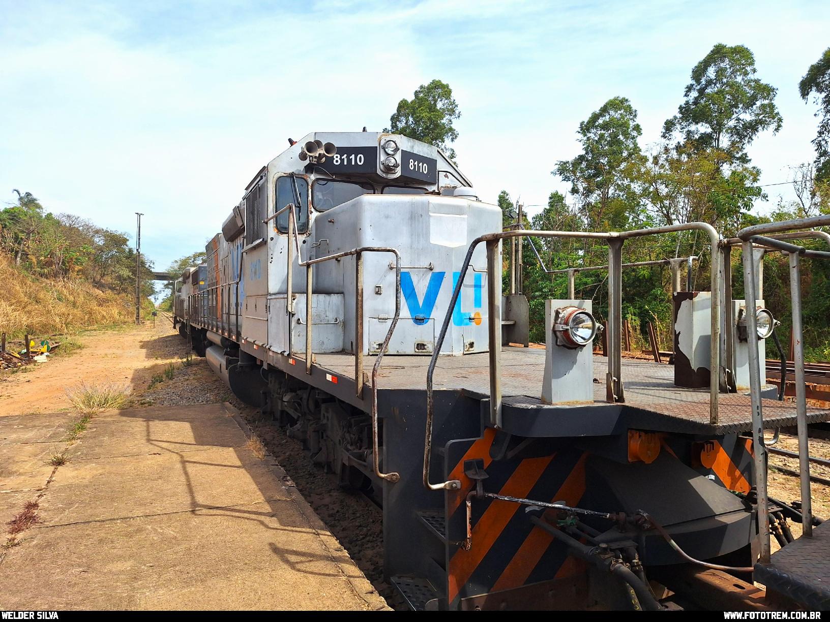 VLI EMD SD40-T2 BB 8110 em Goiandira · GO