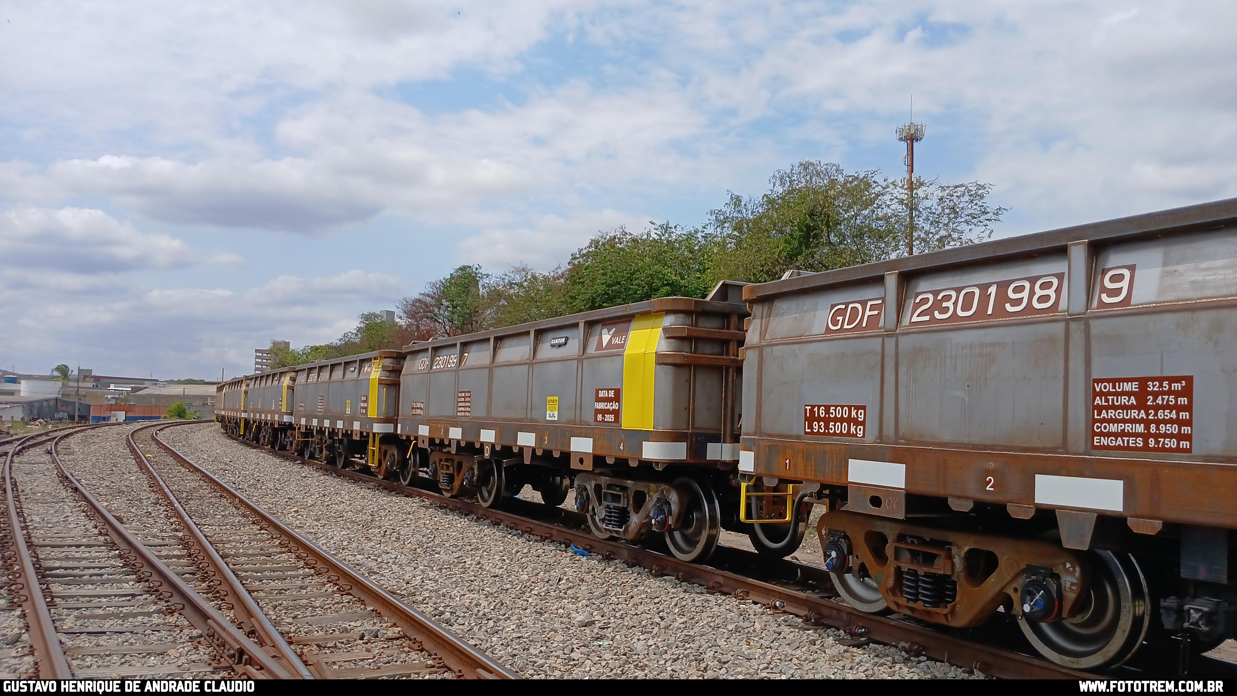 EFVM Vagão GDF em Betim · MG
