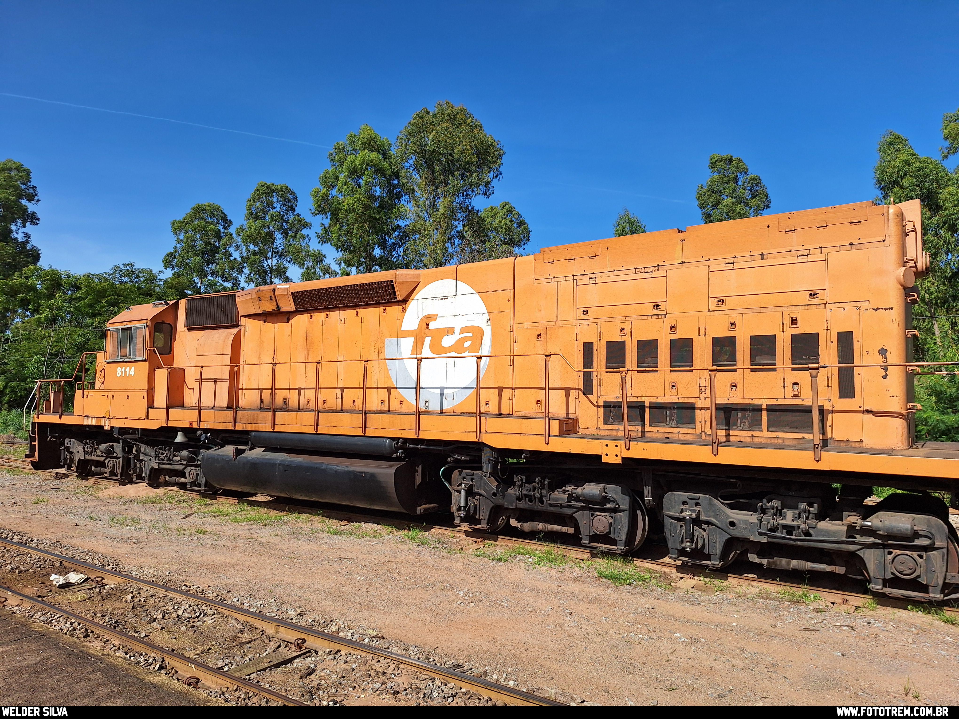 FCA EMD SD40-T2 BB 8114 em Goiandira · GO