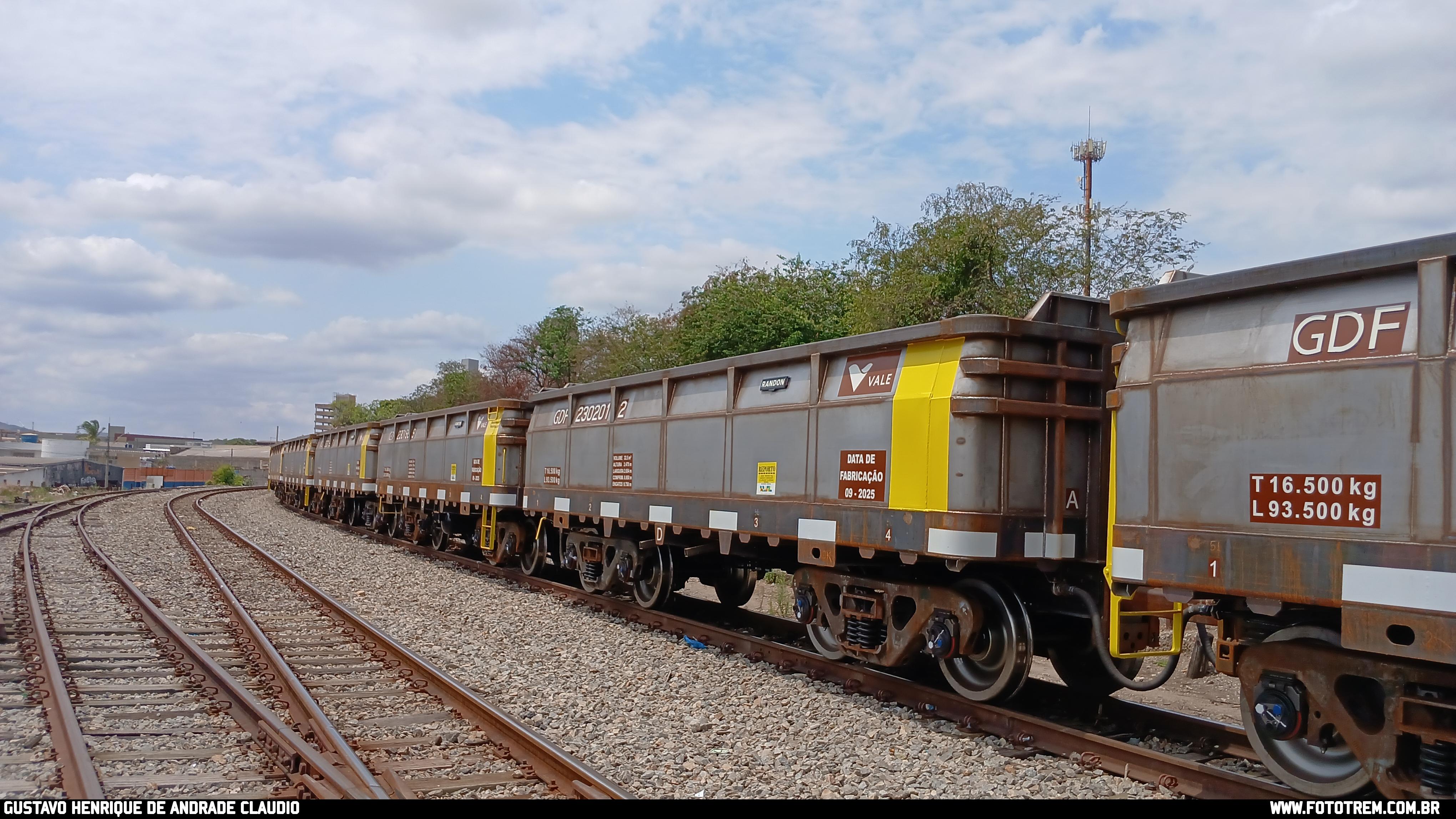 EFVM Vagão GDF em Betim · MG
