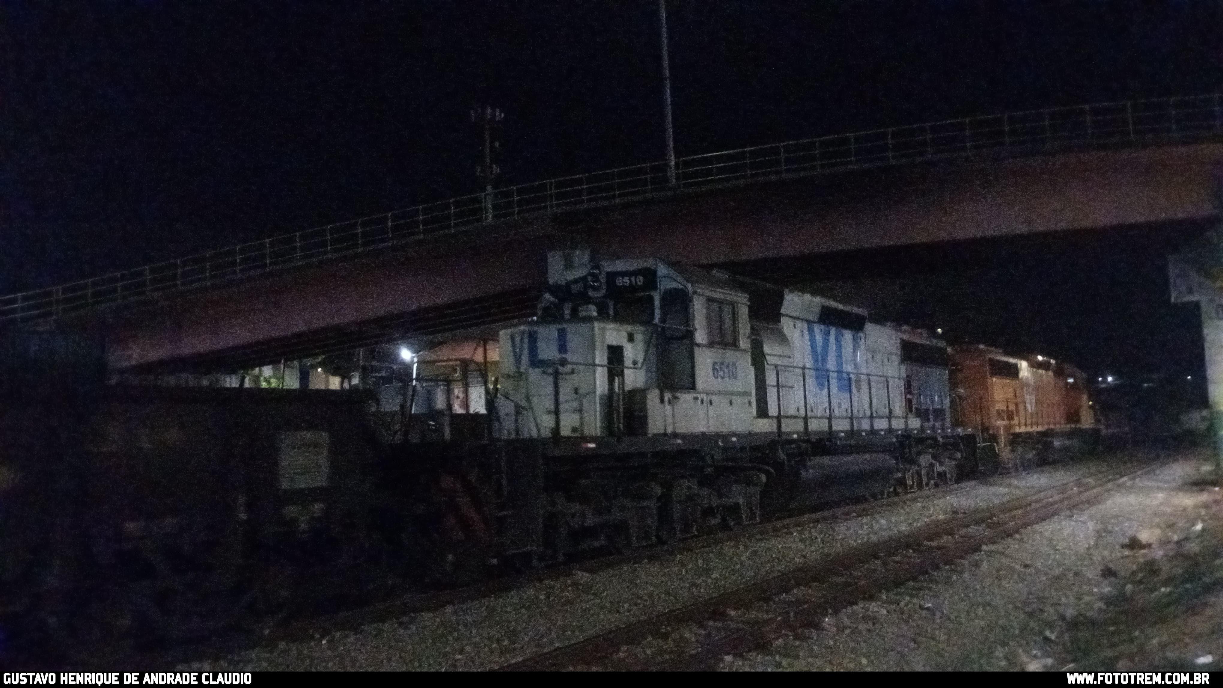 VLI EMD SD40-2 BB 6510 em Betim · MG