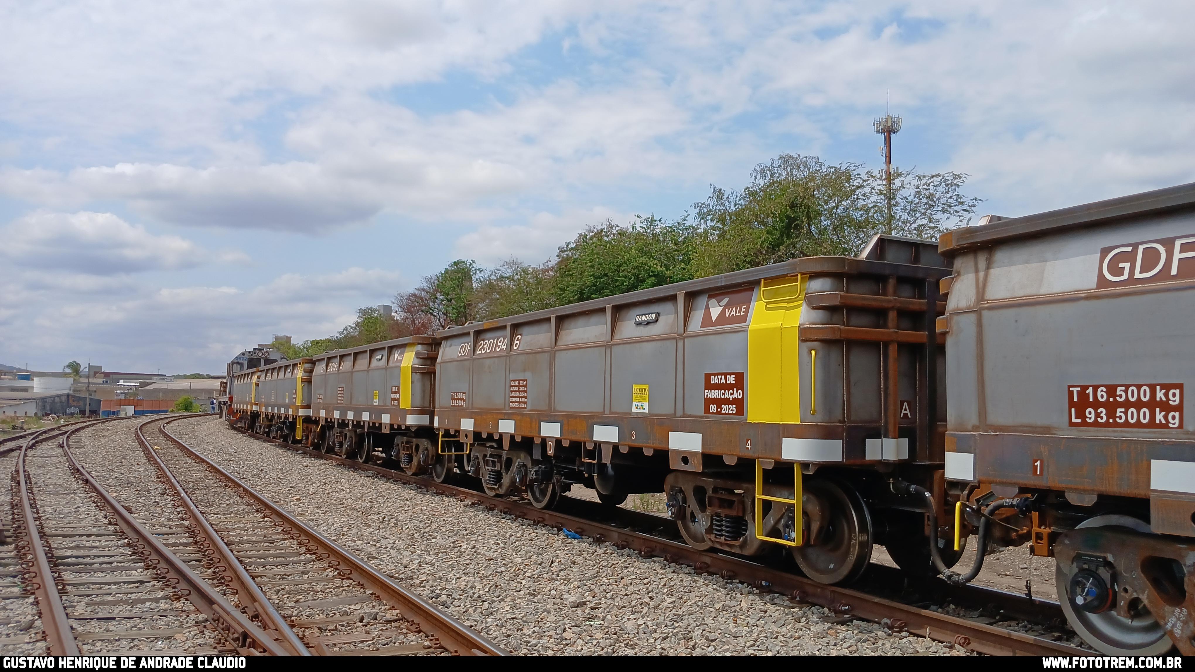 EFVM Vagão GDF em Betim · MG