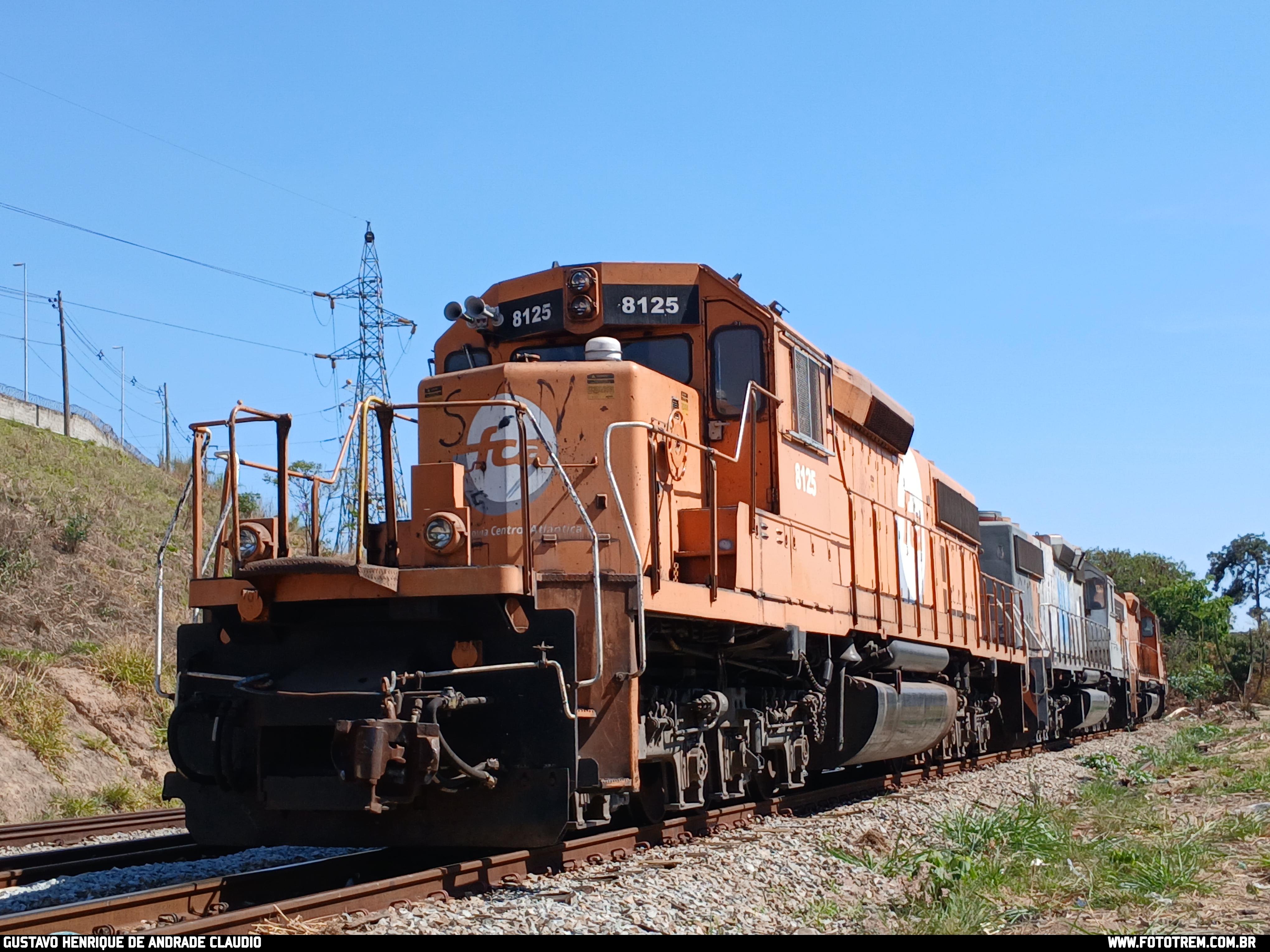 FCA EMD SD40-2 BB 8125 em Betim · MG