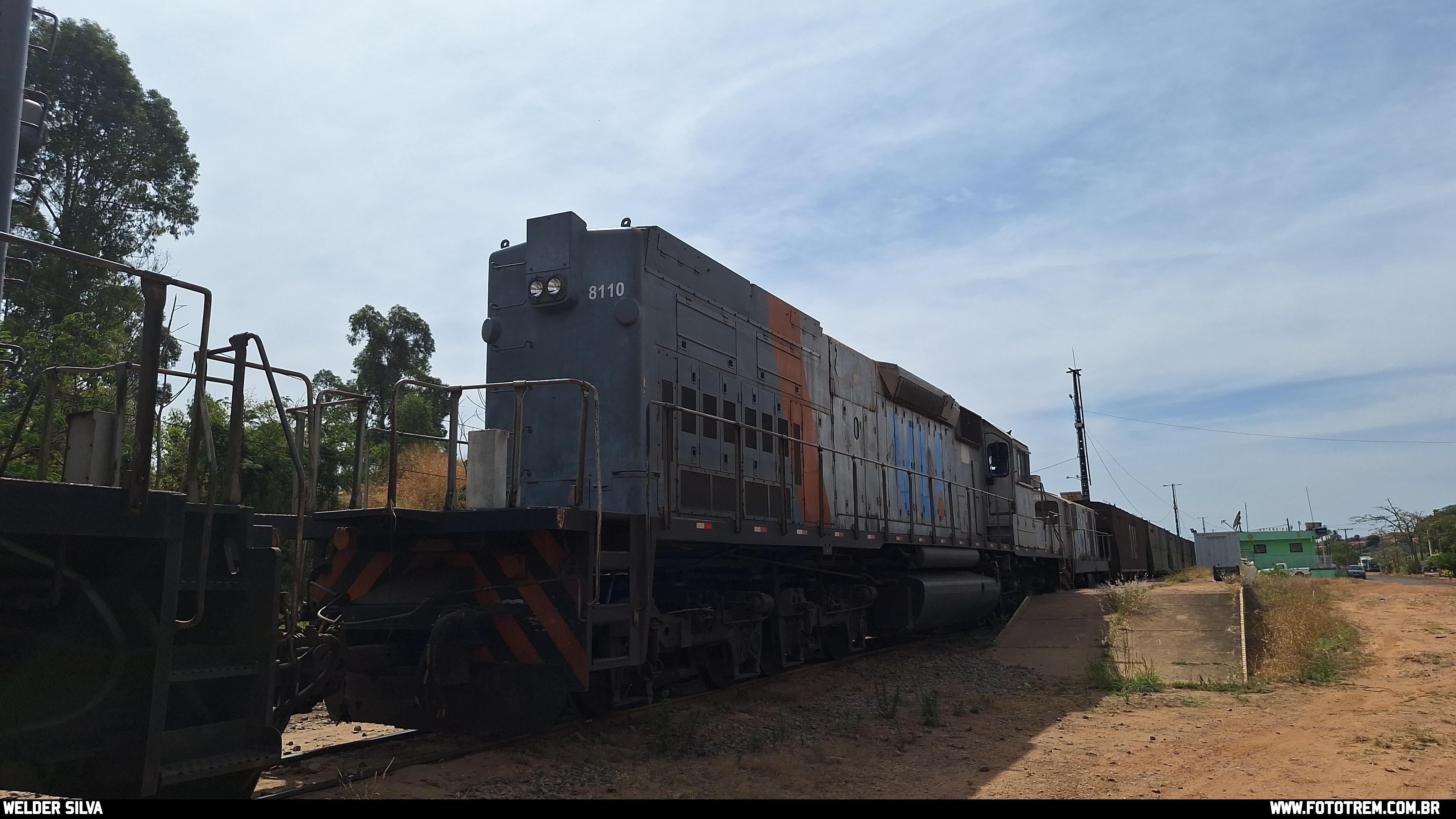 VLI EMD SD40-T2 BB 8110 em Goiandira · GO