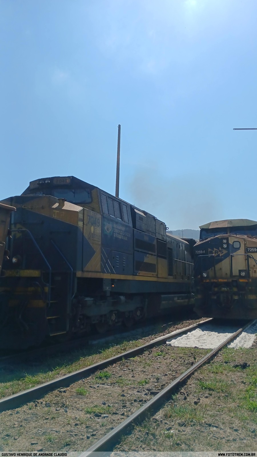 MRS EMD SD70LC 7047 7259 em Jeceaba · MG