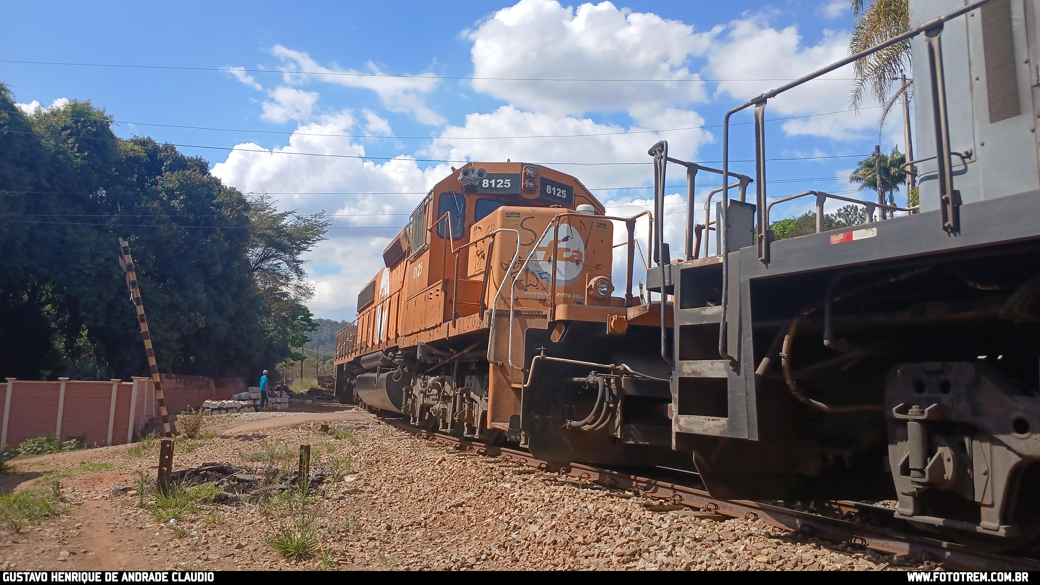 FCA EMD SD40-2 BB 8125 em Mateus Leme · MG