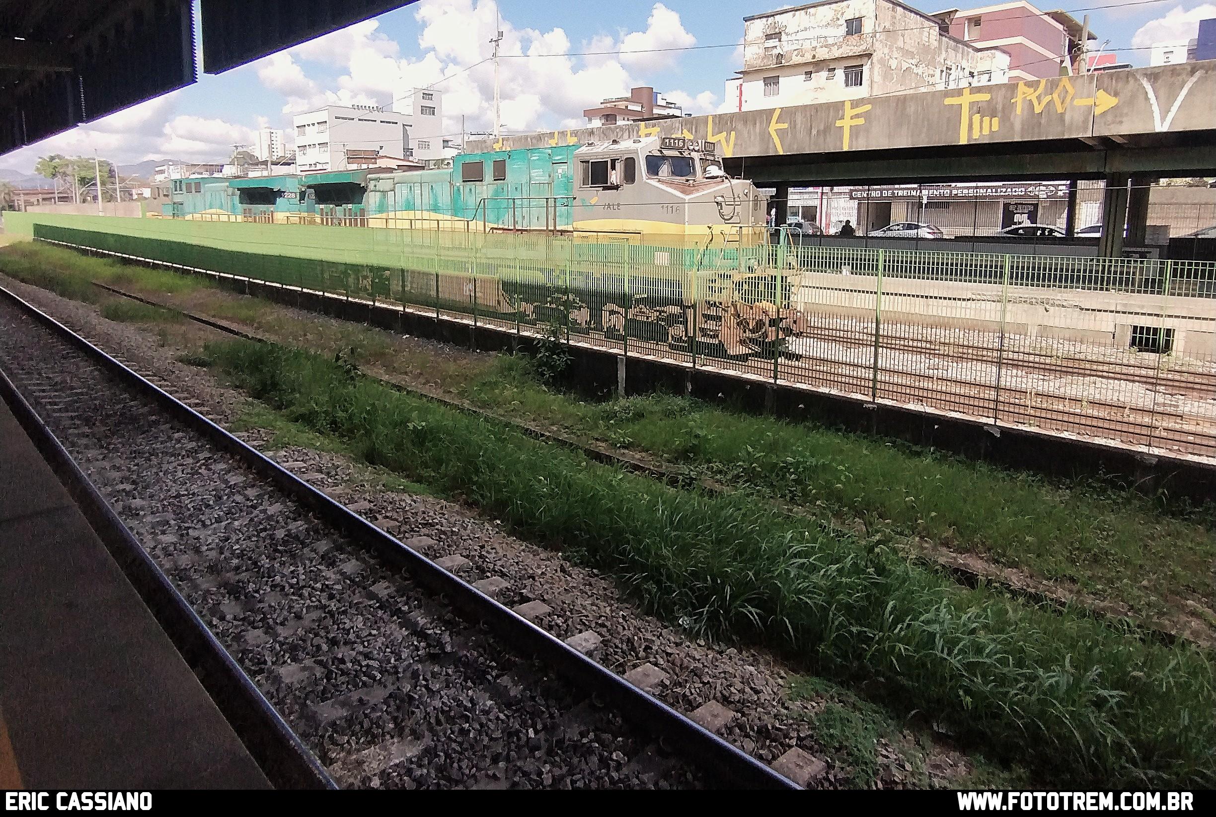 EFVM GE DASH 9-40BBW 1116 em Belo Horizonte · MG