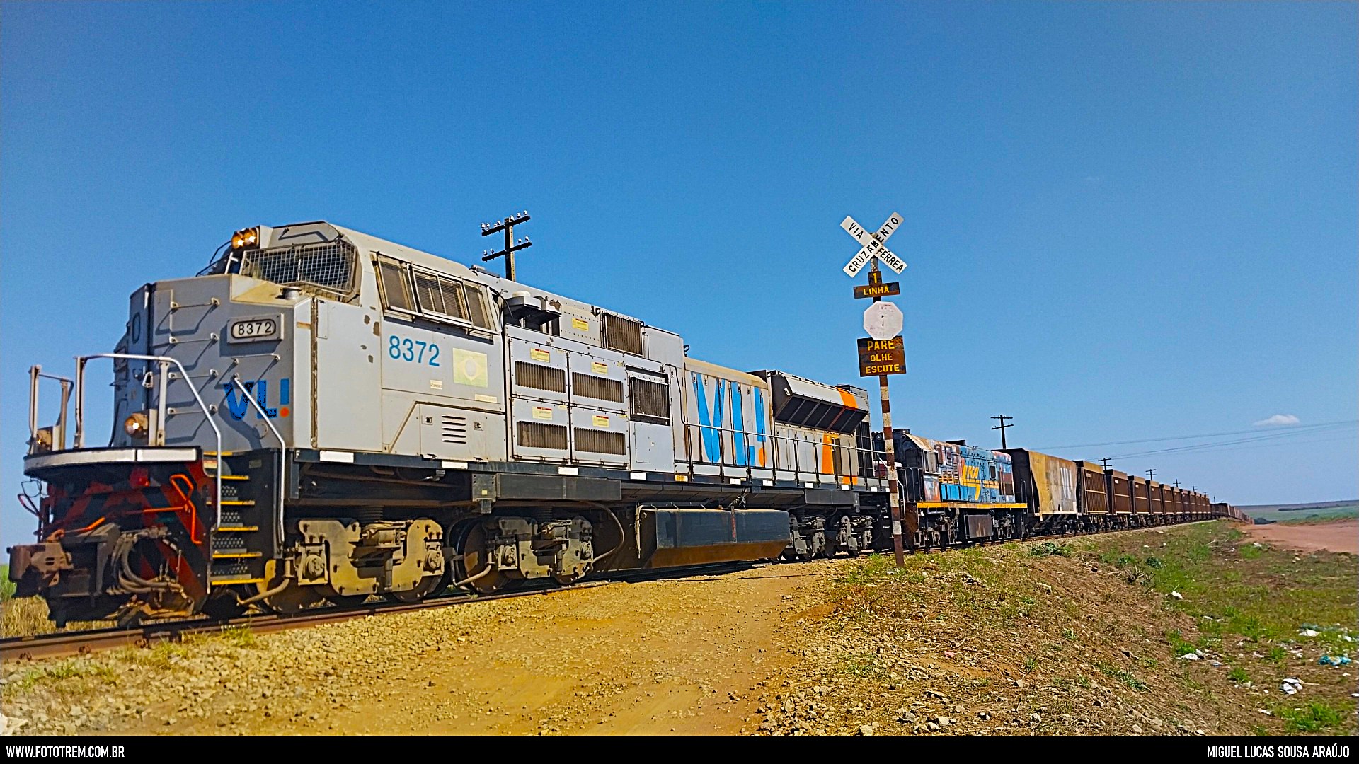 VLI EMD SD70Ace-BB 8372 em Lagoa da Prata · MG