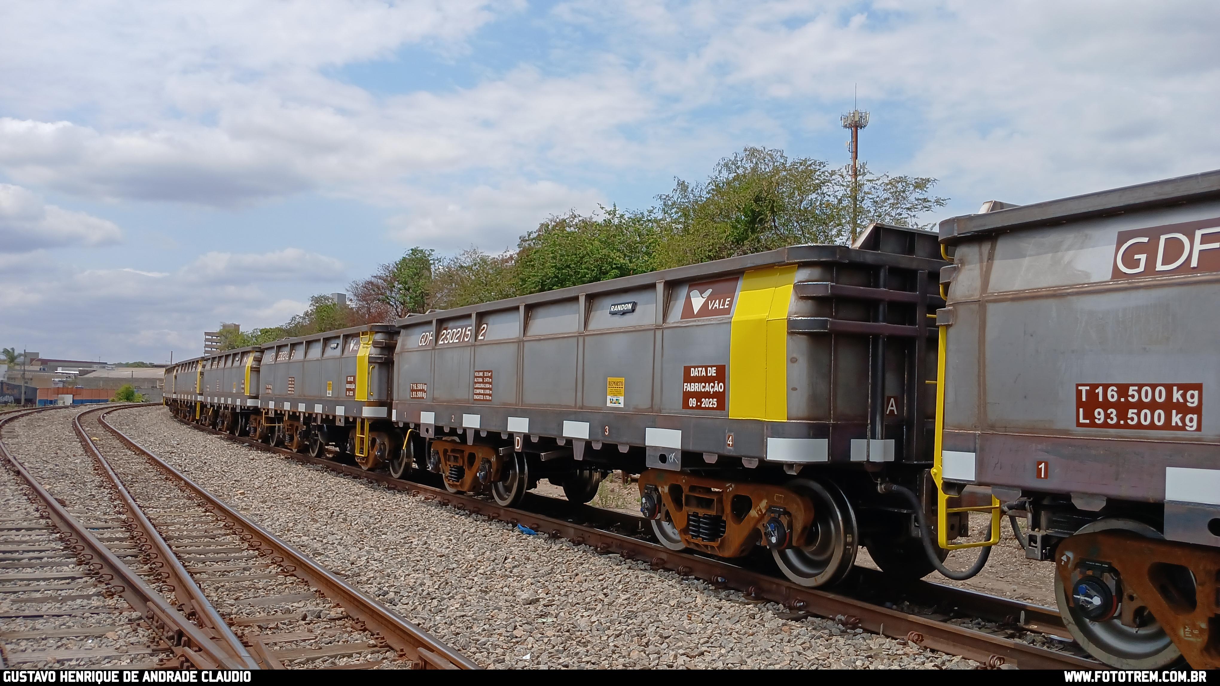 EFVM Vagão GDF em Betim · MG