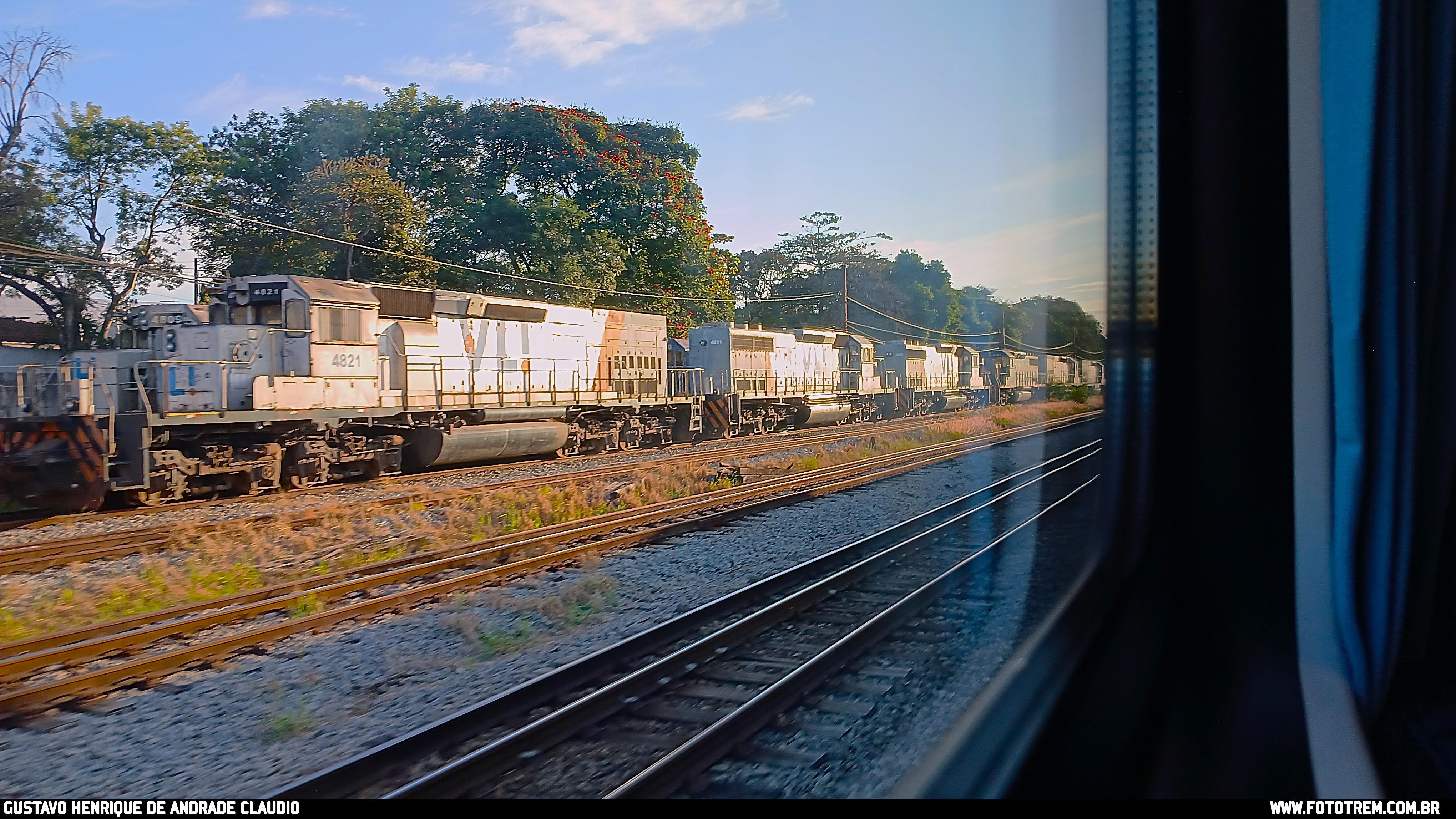 FCA EMD SD40-2 BB 4821 em Belo Horizonte · MG