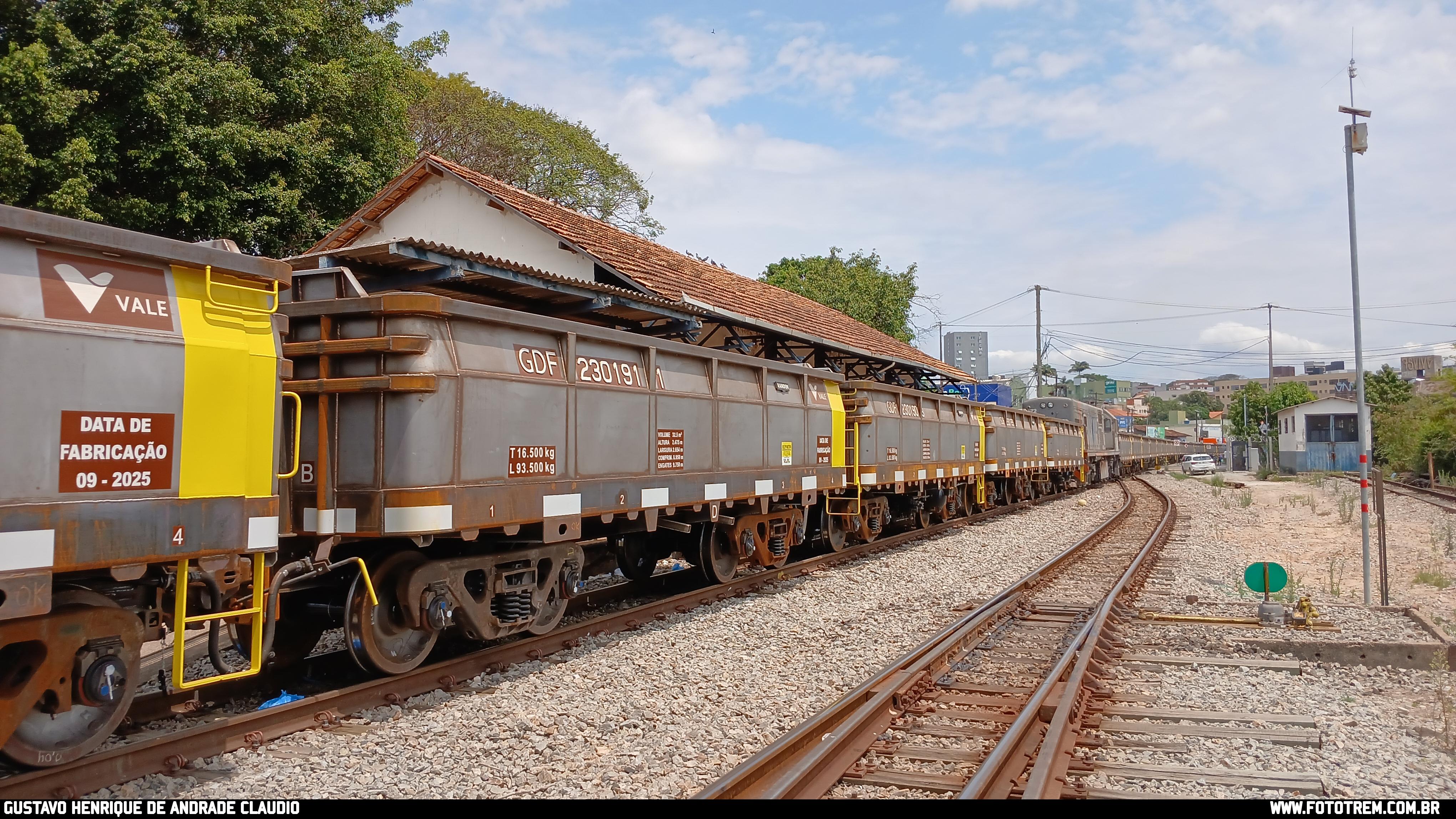 EFVM Vagão GDF em Betim · MG