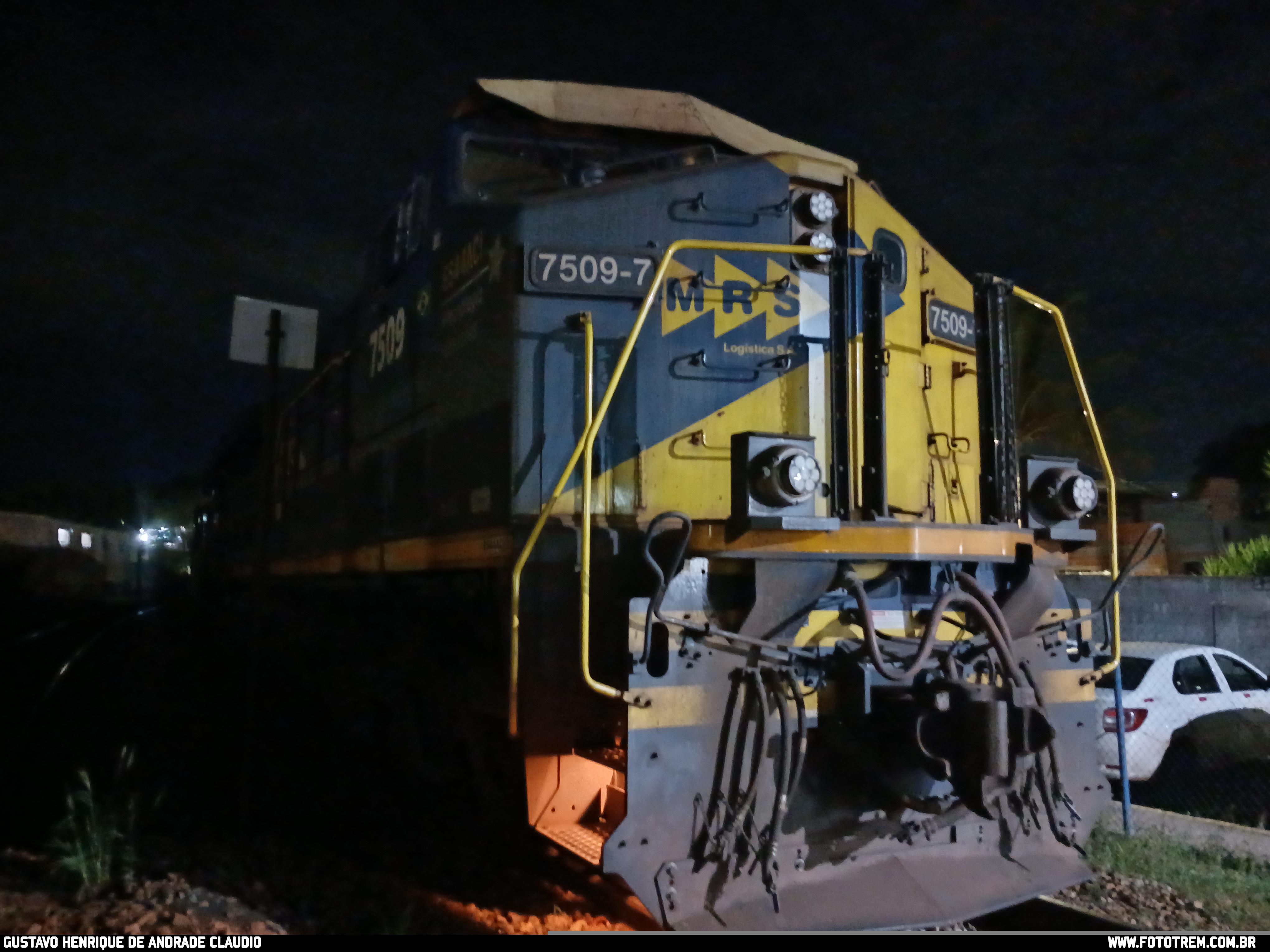 Foto Trem - MRS WABTEC ES44ACi 7509-7 em Mário Campos - MG