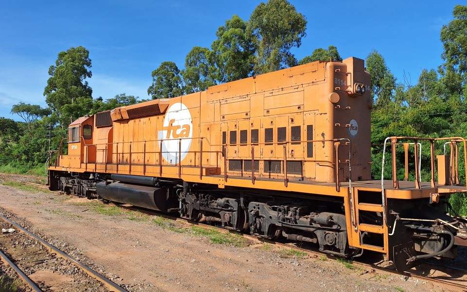 FCA · EMD SD40-T2 BB 8114 em Goiandira · GO