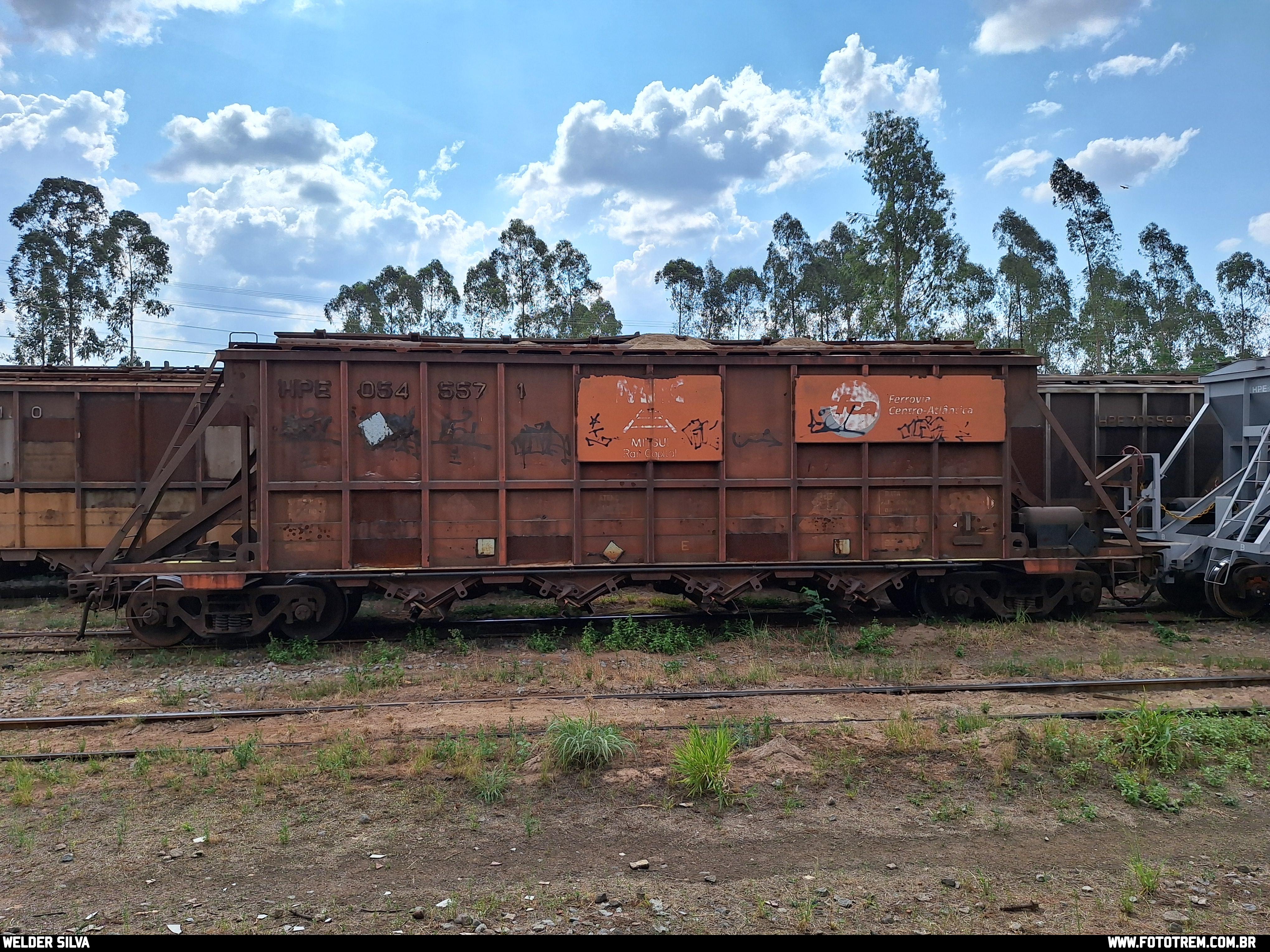 Foto Trem - VLI Vagão HPE0545571 em Goiandira - GO