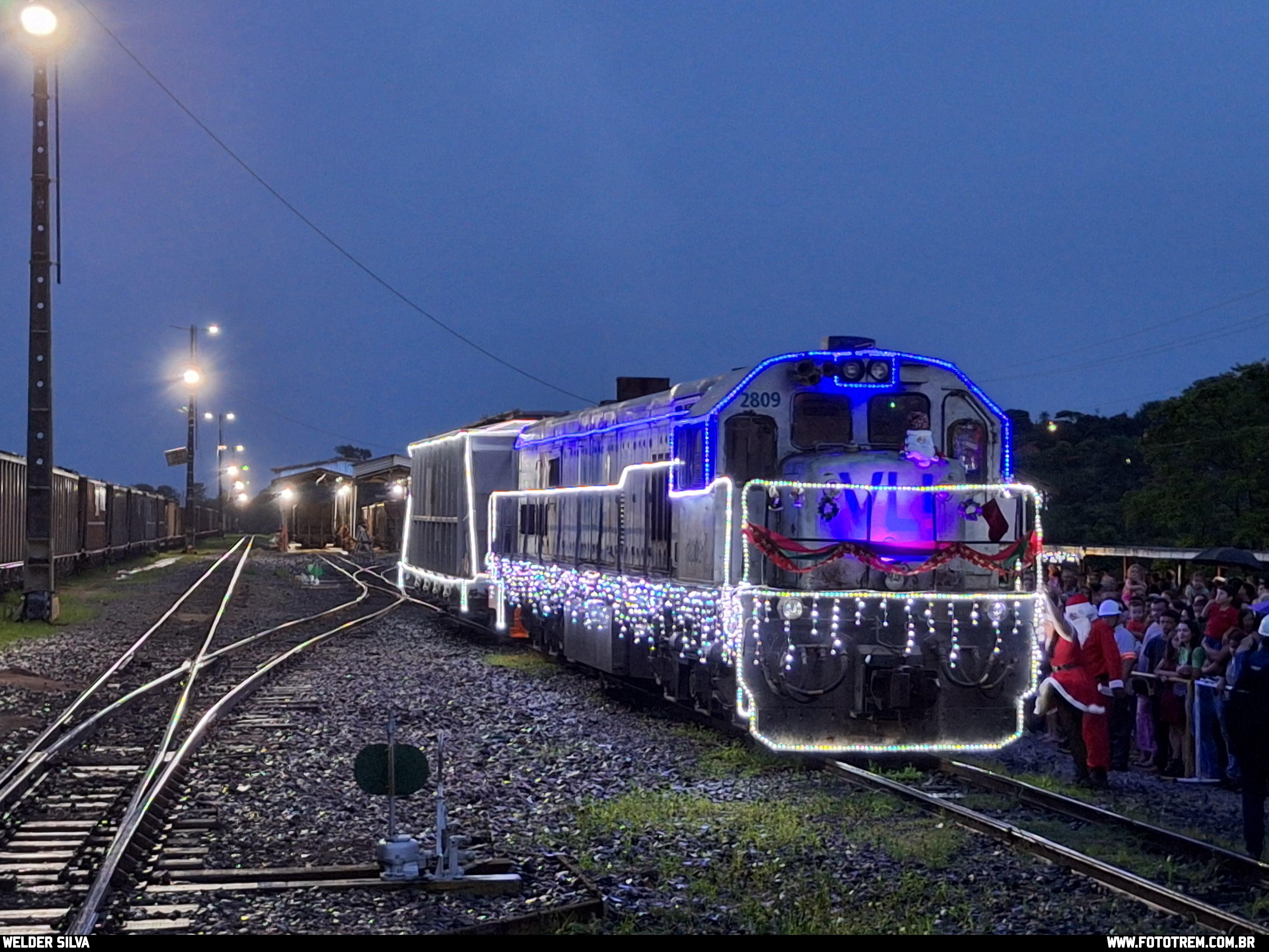 Foto Trem - VLI GE U22C 2809 em Goiandira - GO