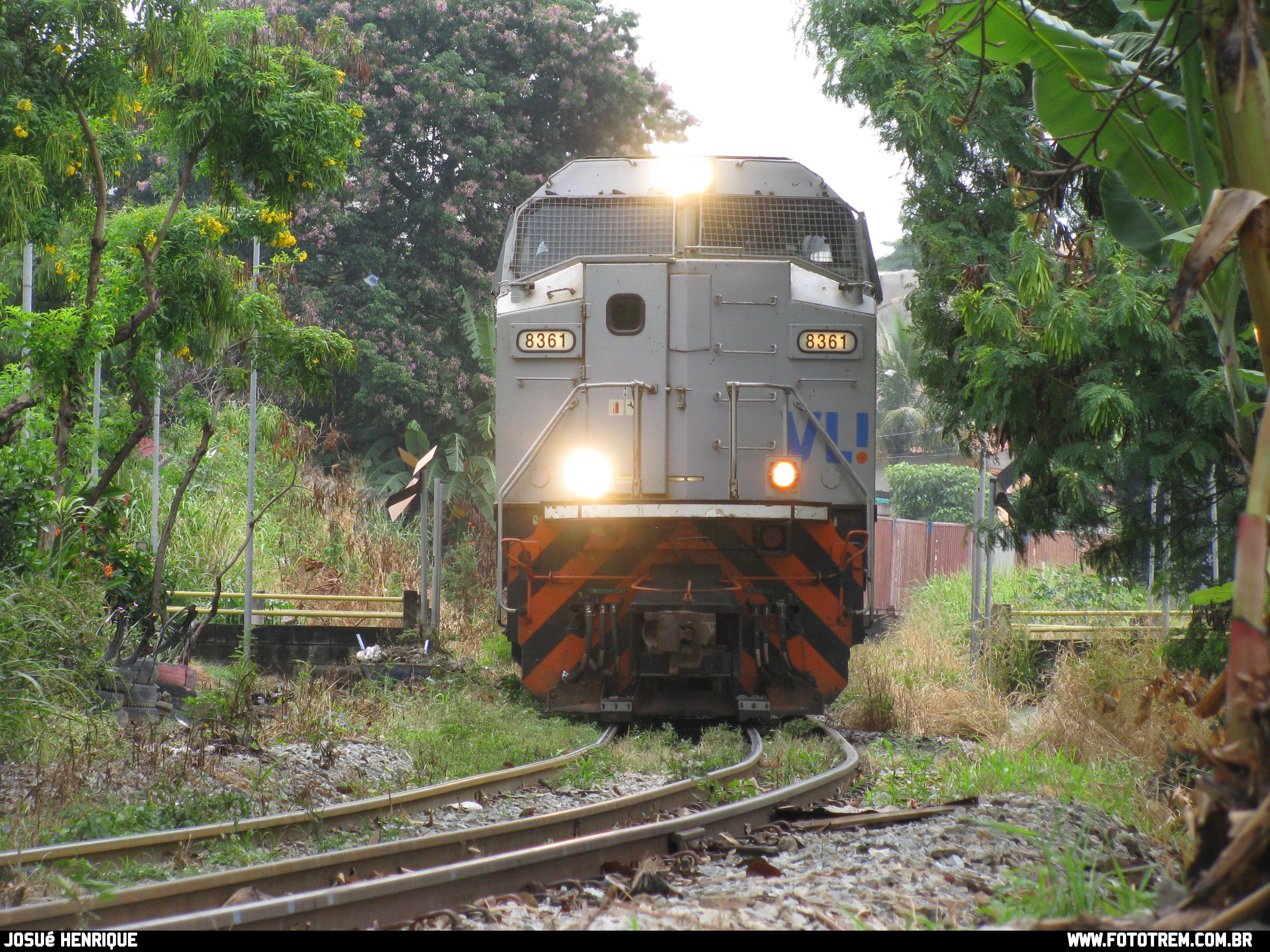 Foto Trem - VLI EMD SD70Ace-BB 8361 em Betim - MG