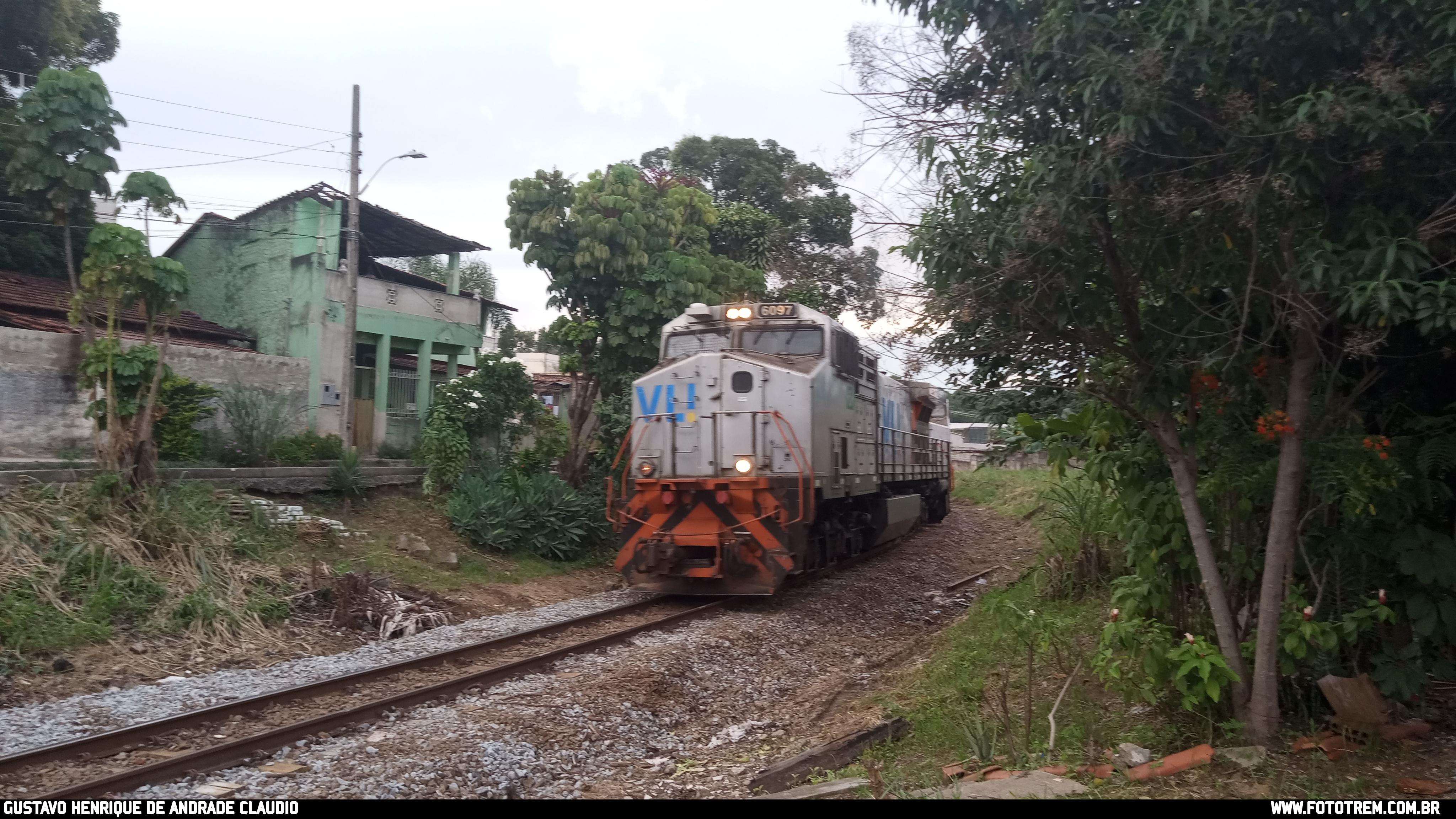 Foto Trem - VLI GE DASH 9-40BBW 6097 em Betim - MG