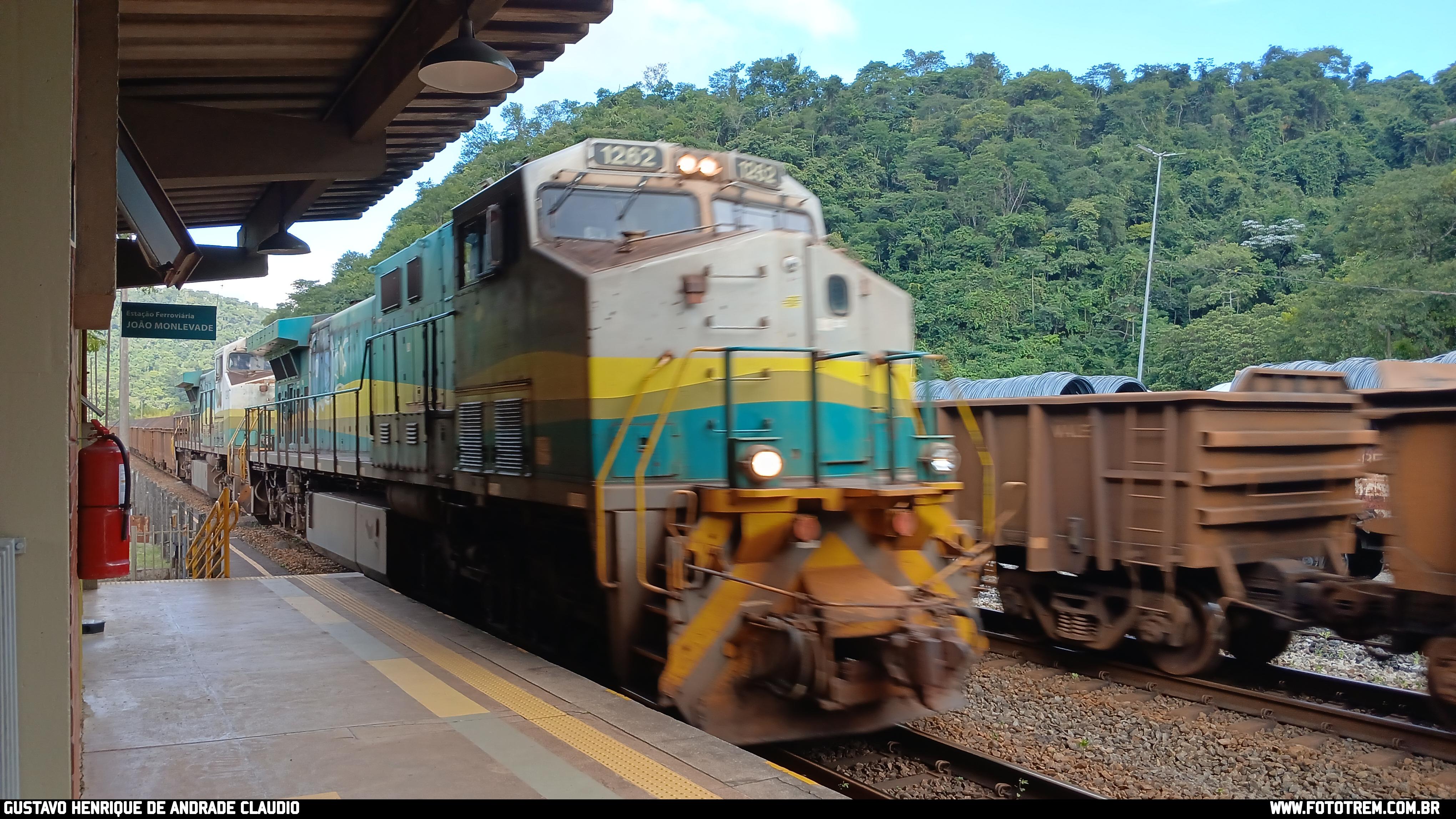 EF Vitória Minas GE BB40-9WM 1262 em João Monlevade - MG