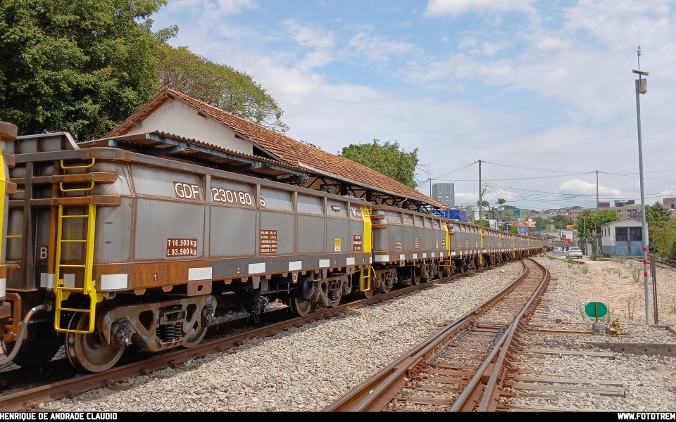 EFVM · Vagão GDF em Betim · MG