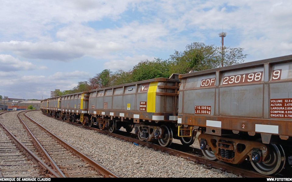 EFVM · Vagão GDF em Betim · MG
