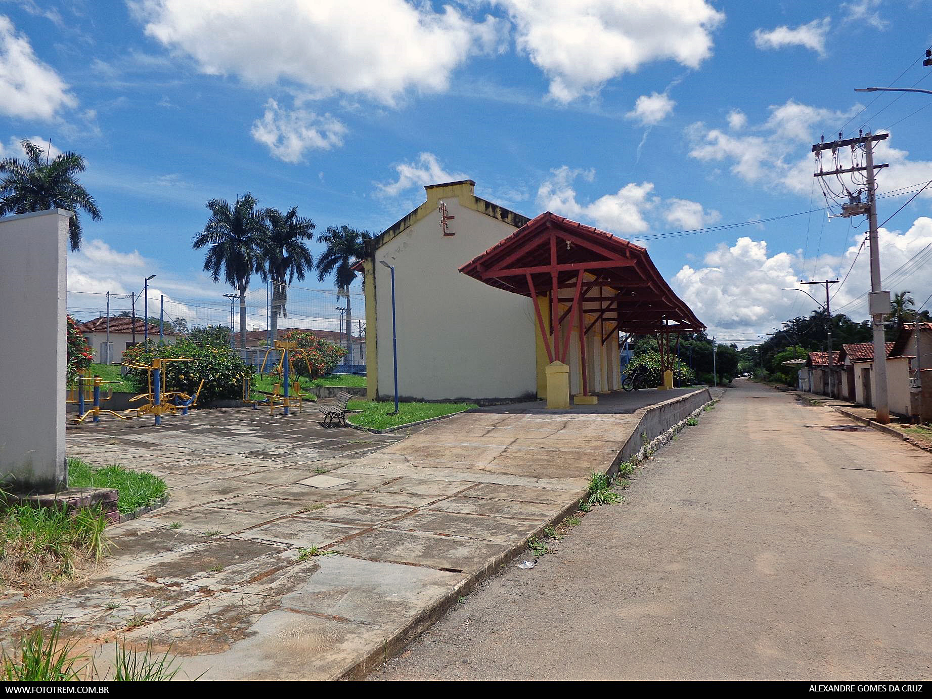 Foto Trem - EFG - Estrada de Ferro Goyaz Estações  em Cumari - GO