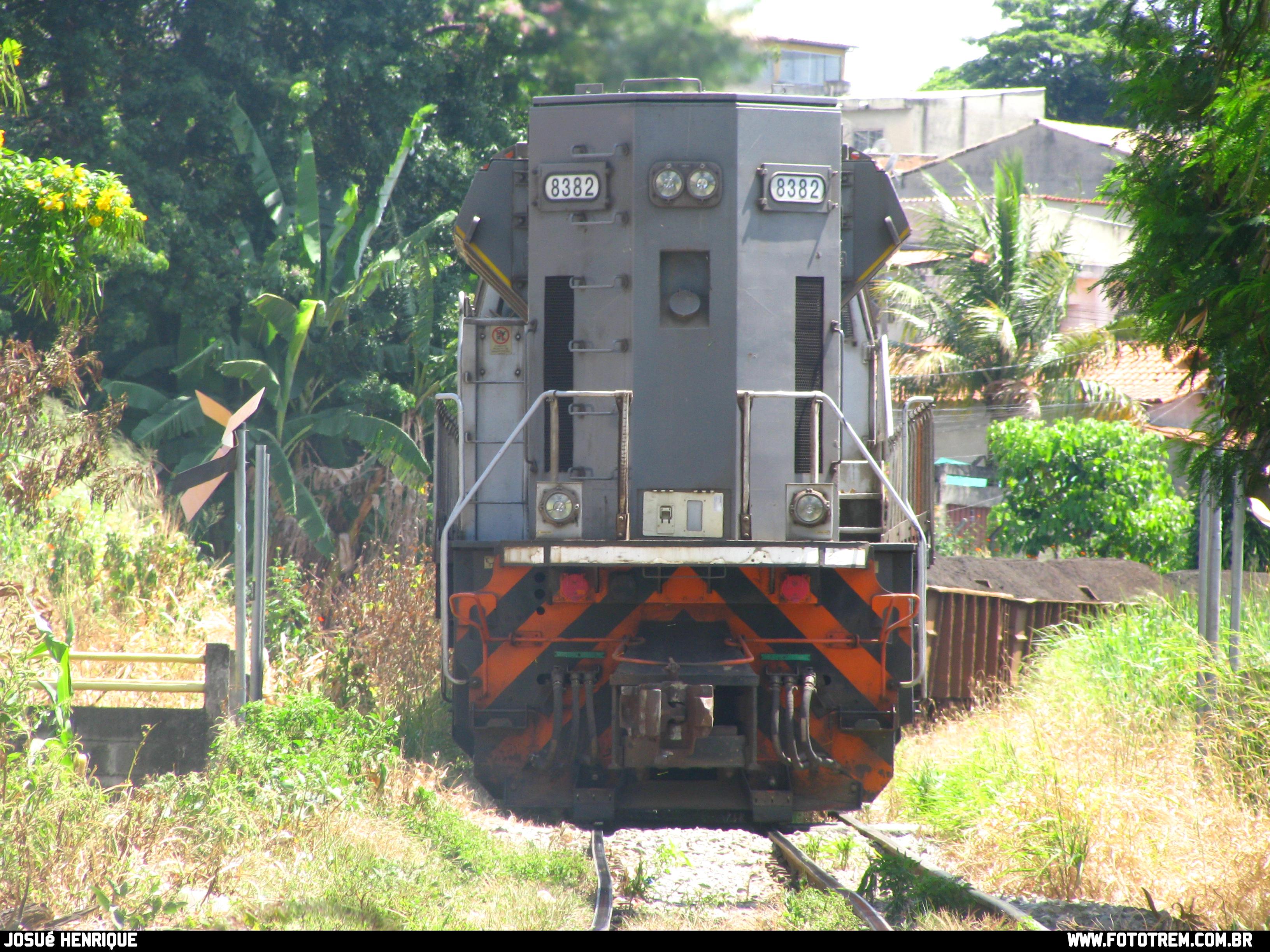 Foto Trem - VLI EMD SD70Ace-BB 8382 em Betim - MG