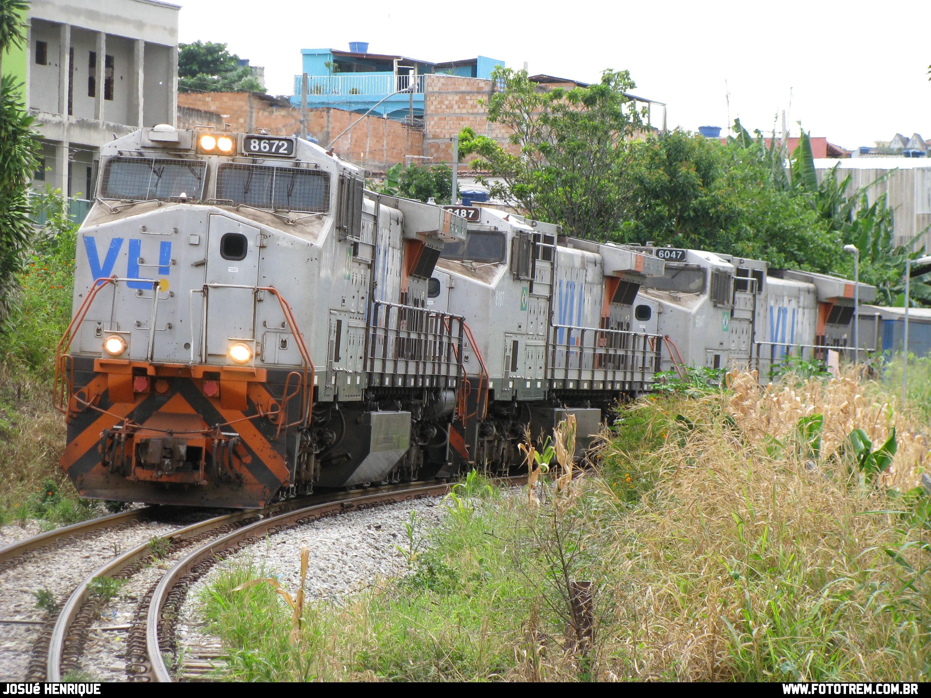 Foto Trem - VLI GE DASH 9-40BBW 8672,6187,60 em Betim - MG