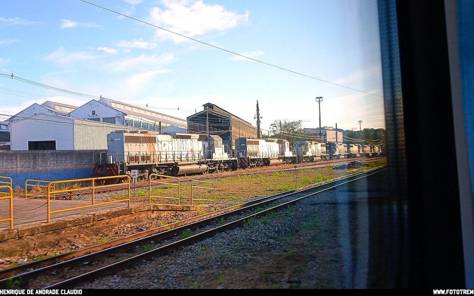 FCA · EMD SD40-2 BB 4816 em Belo Horizonte · MG