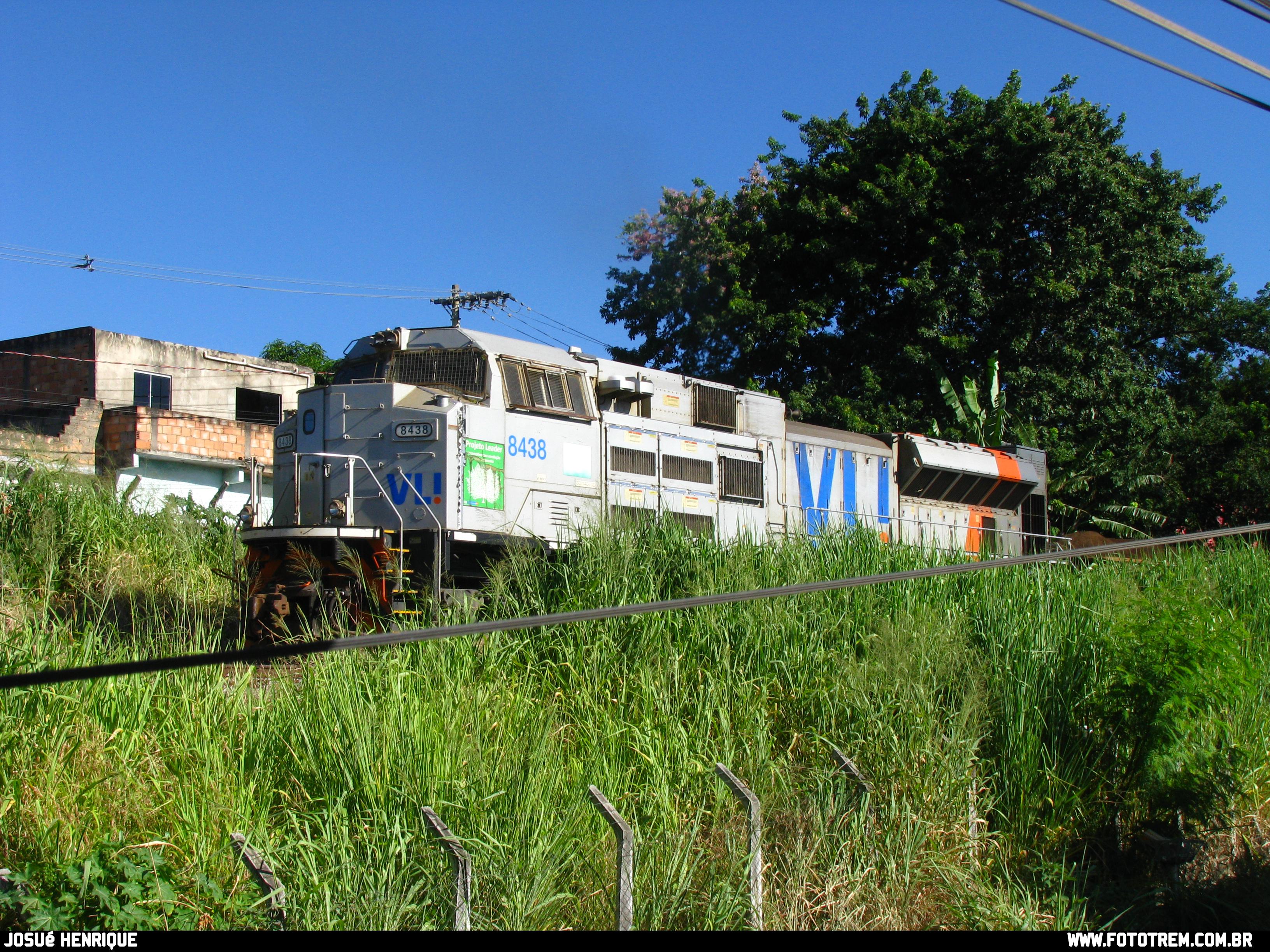 Foto Trem - VLI EMD SD70Ace-BB 8438 em Betim - MG