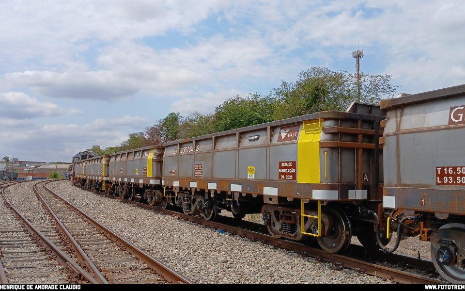 EFVM · Vagão GDF em Betim · MG