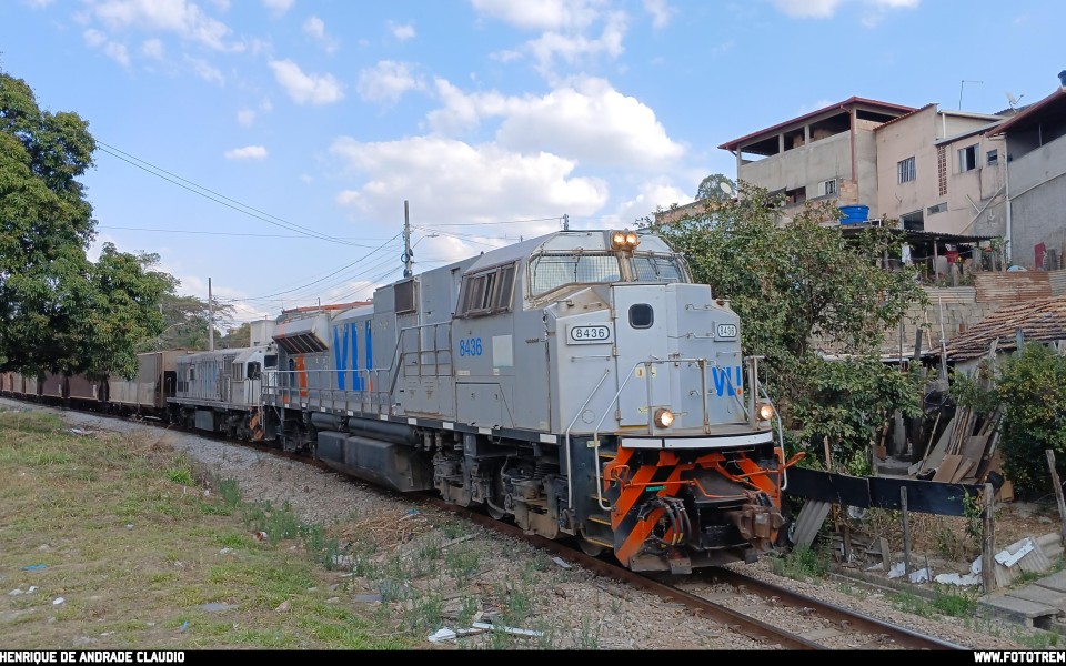 VLI · EMD SD70Ace-BB 8436 em Betim · MG