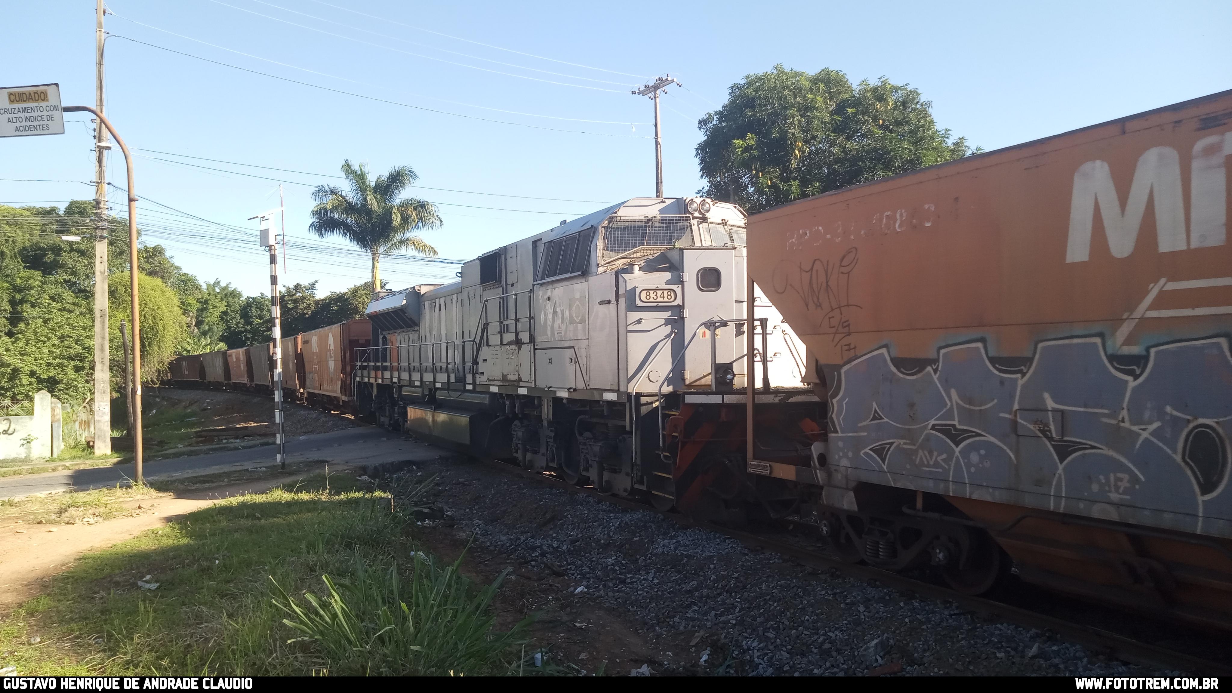 Foto Trem - VLI EMD SD70Ace-BB 8348 em Betim - MG