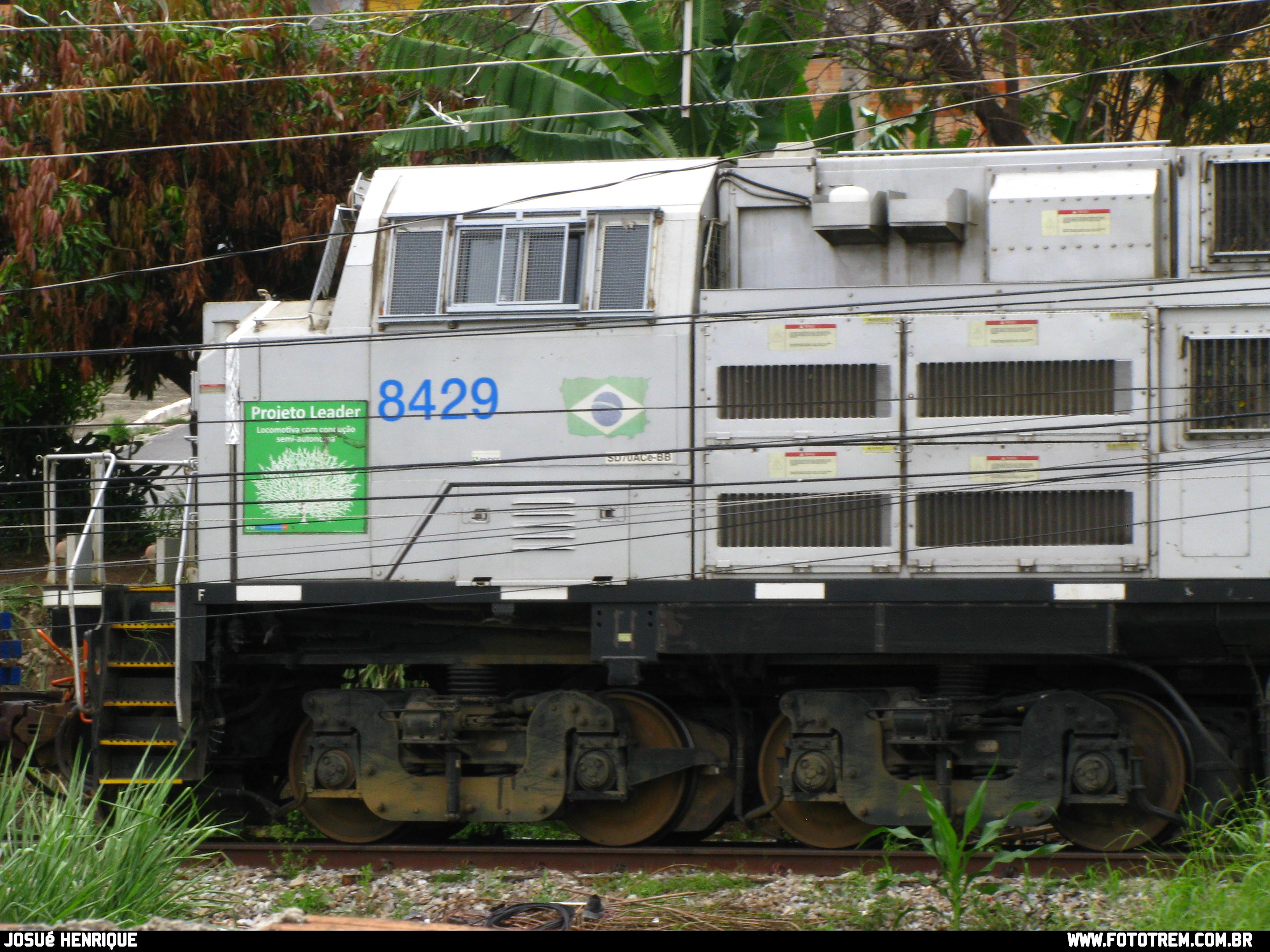 Foto Trem - VLI EMD SD70Ace-BB 8429 em Betim - MG