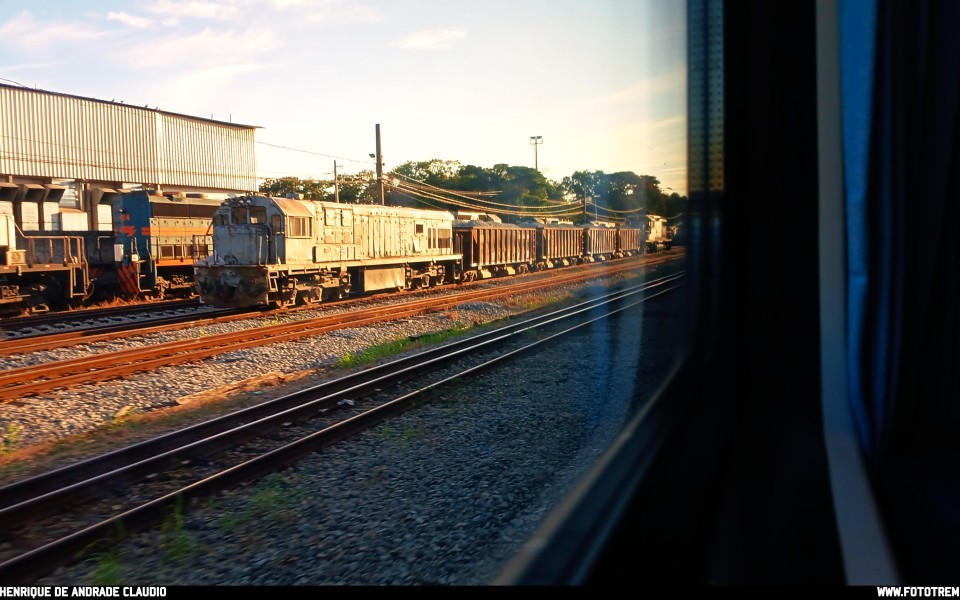 VLI · GE U20C 2689 em Belo Horizonte · MG