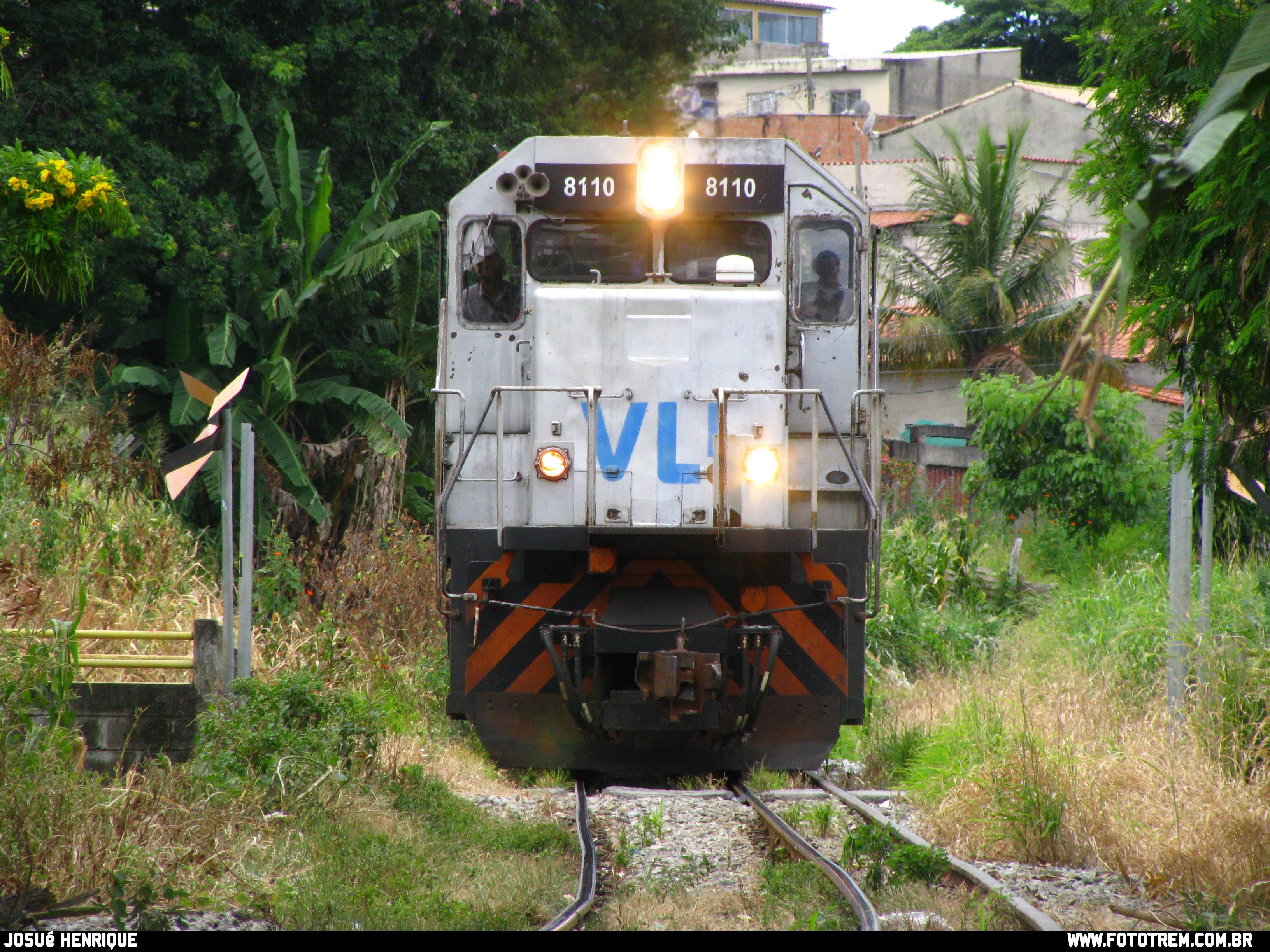 Foto Trem - VLI EMD SD40-T2 BB 8110 em Betim - MG