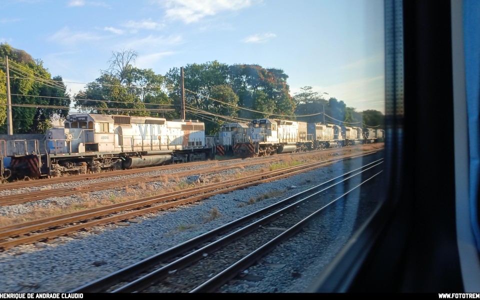 FCA · EMD SD40-2 BB 4806 em Belo Horizonte · MG