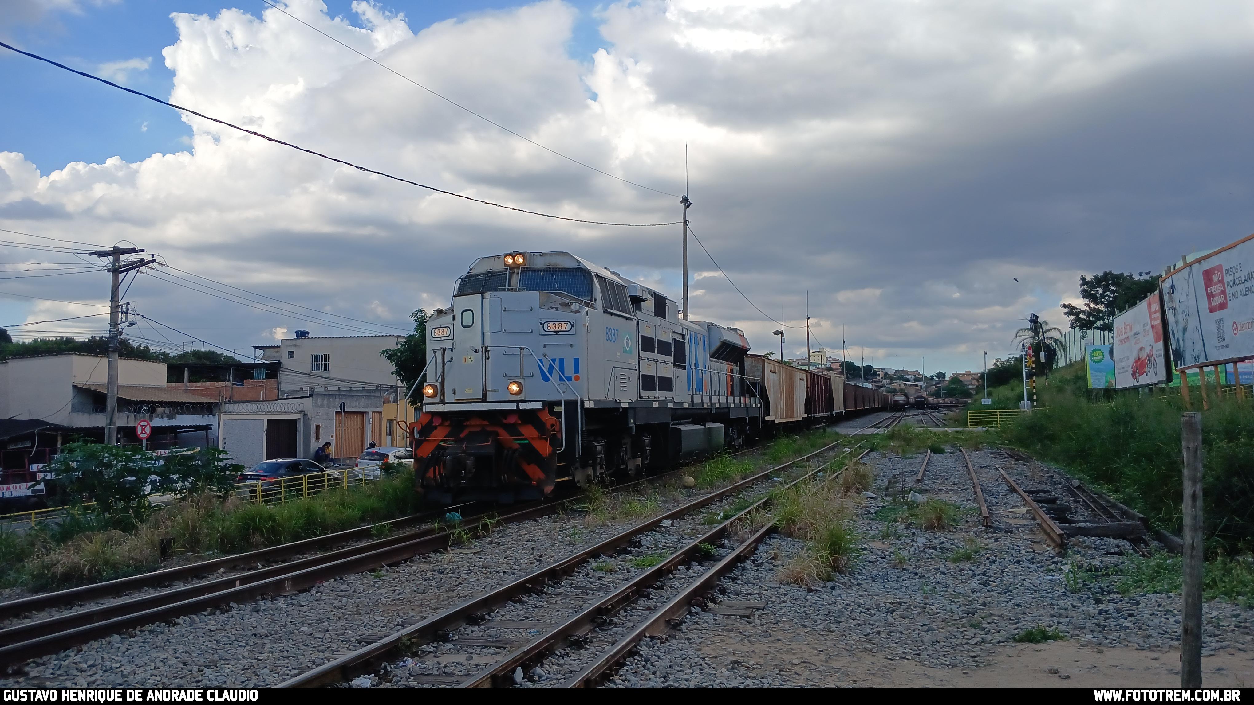 VLI EMD SD70Ace-BB 8387 em Betim - MG