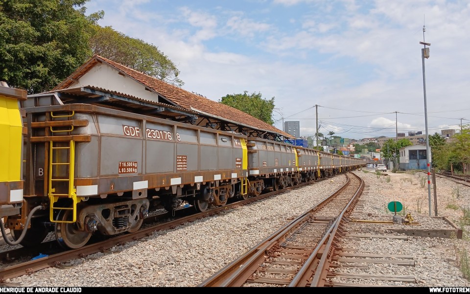 EFVM · Vagão GDF em Betim · MG