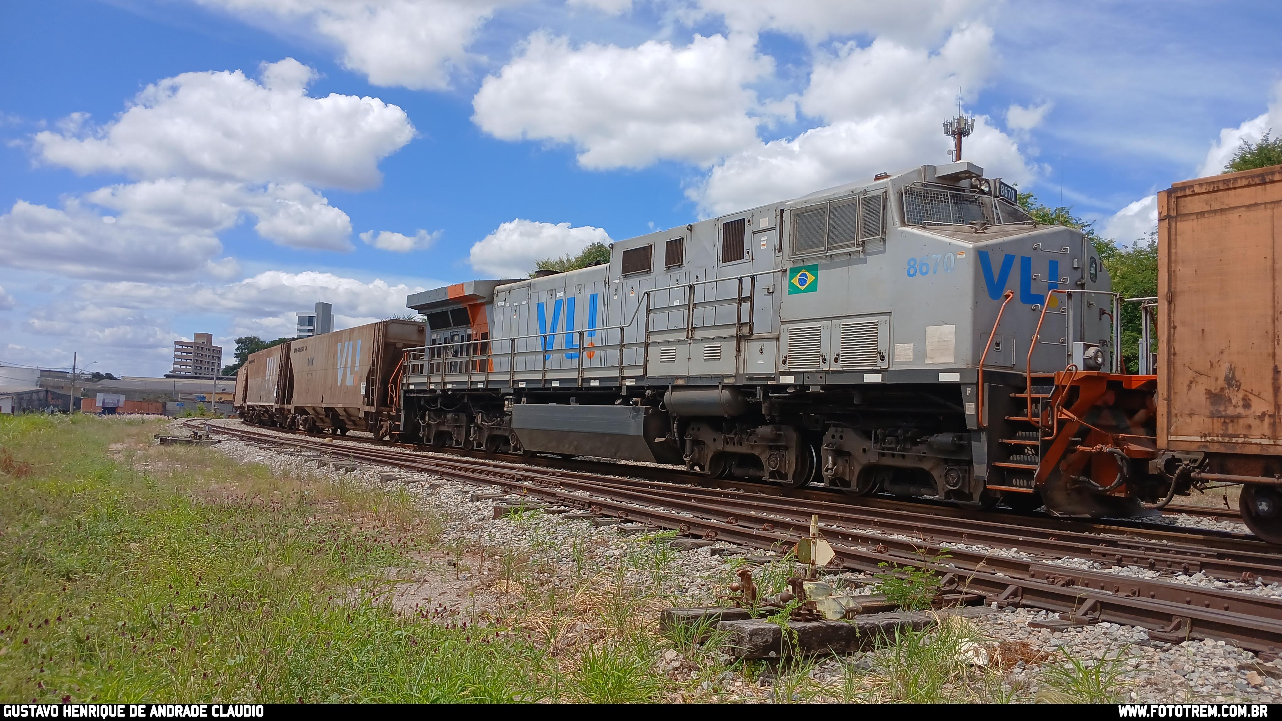 VLI GE DASH 9-40BBW 8670 em Betim - MG