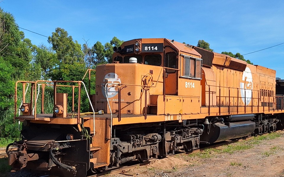 FCA · EMD SD40-T2 BB 8114 em Goiandira · GO