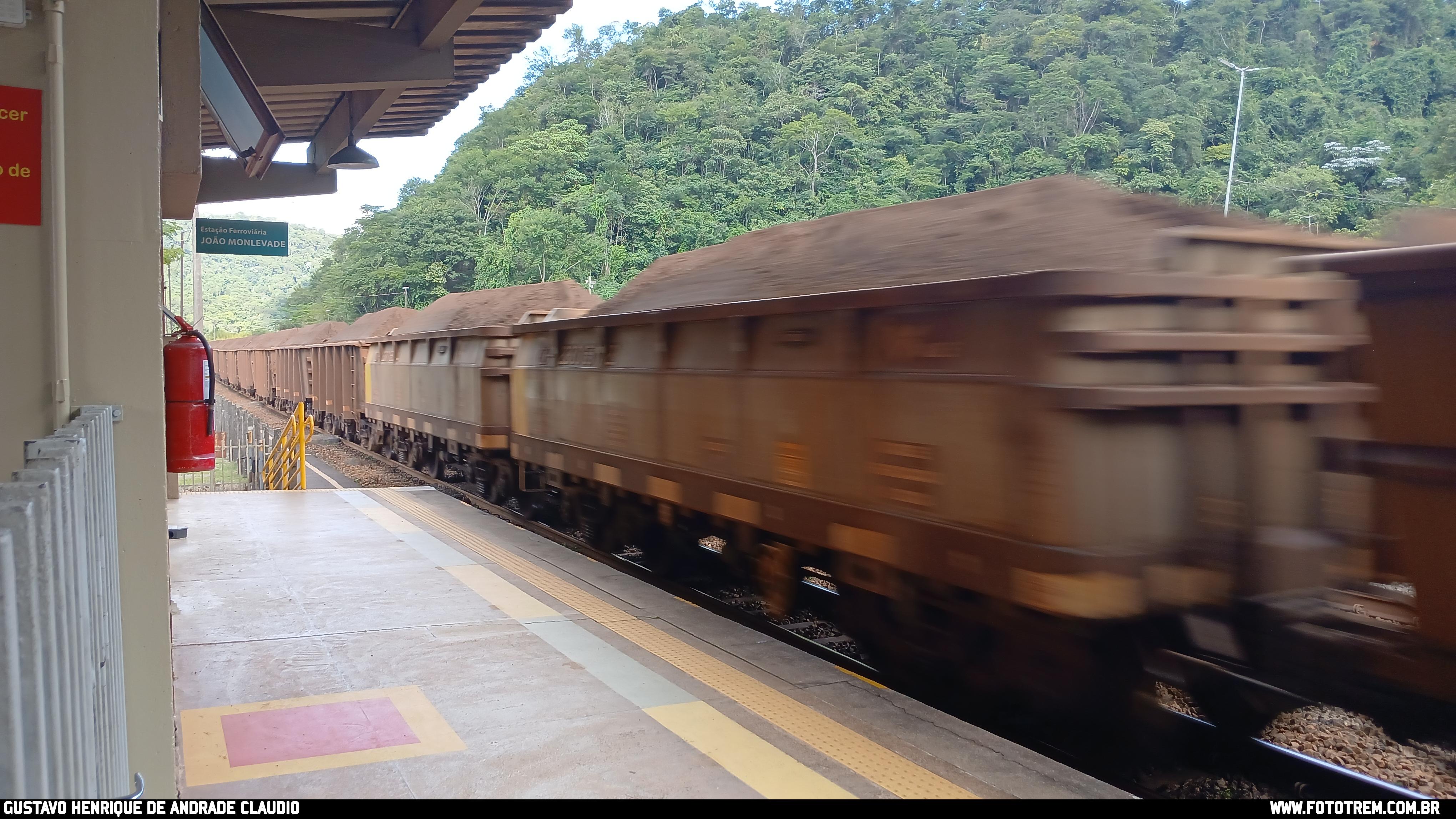 Foto Trem - EF Vitória Minas Vagão GDF em João Monlevade - MG