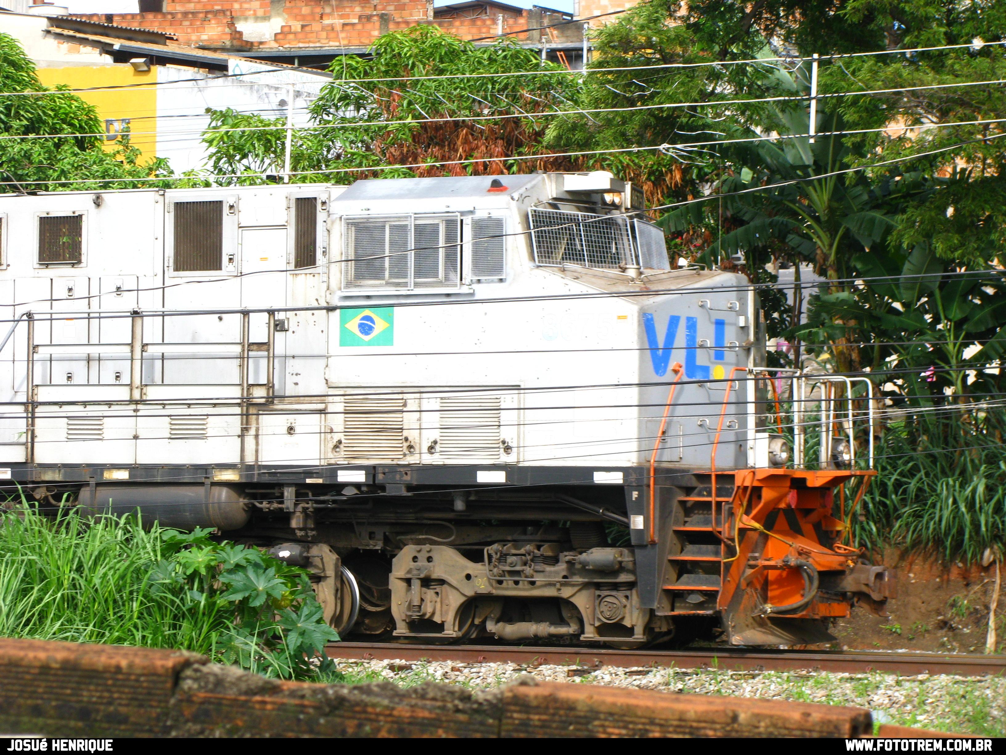Foto Trem - VLI GE BB40-9WM 8675 em Betim - MG