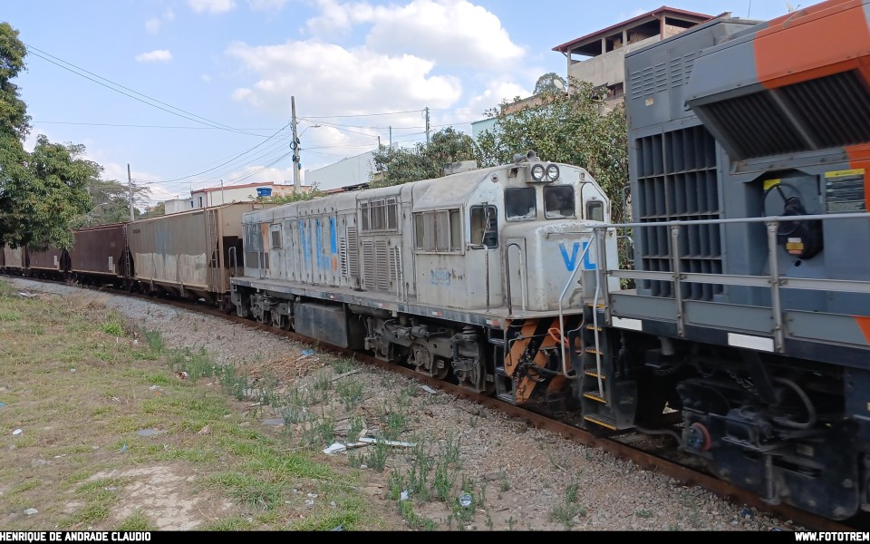 VLI · GE U20C 2595 em Betim · MG