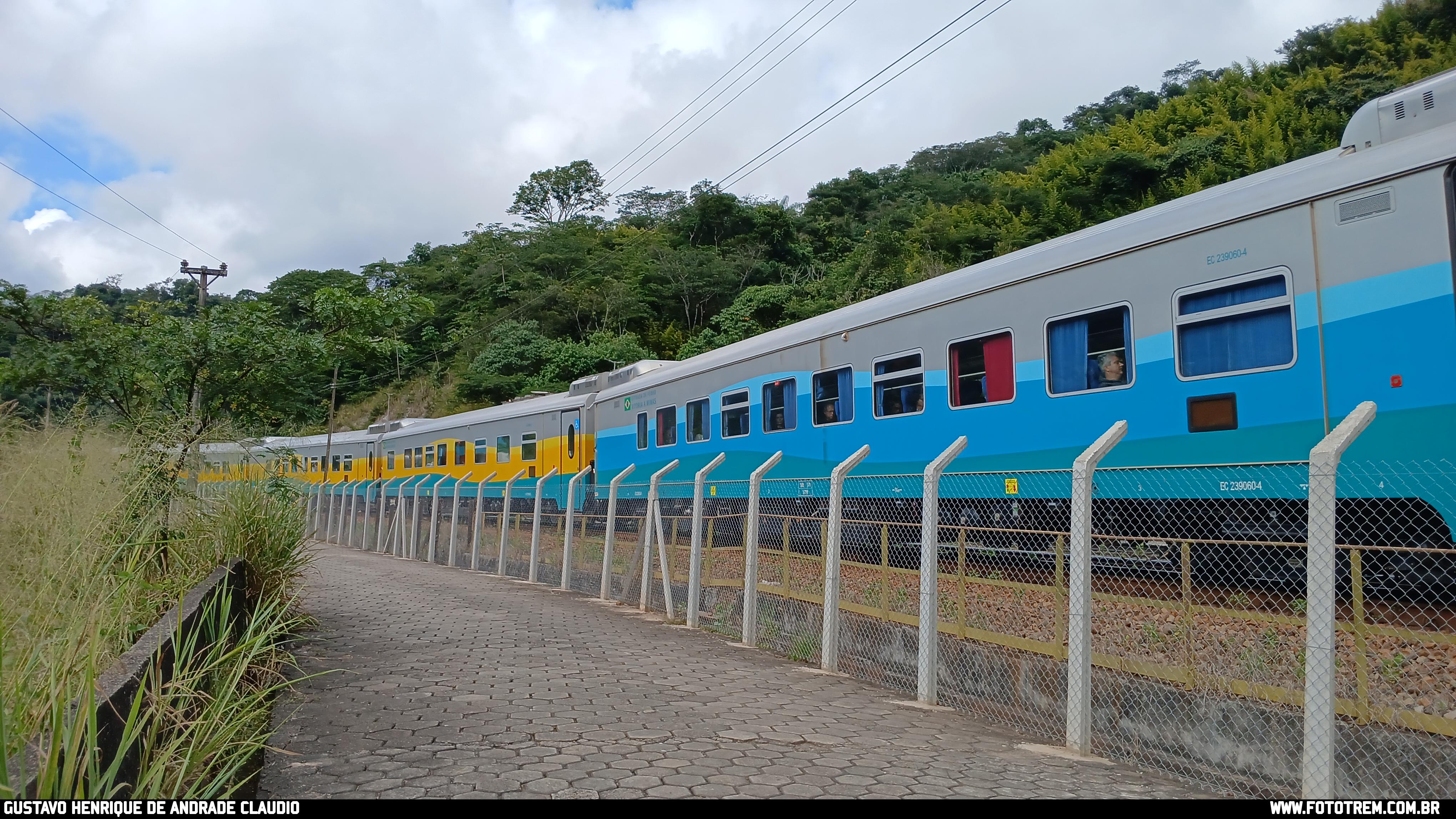 EF Vitória Minas Vagão  em João Monlevade - MG