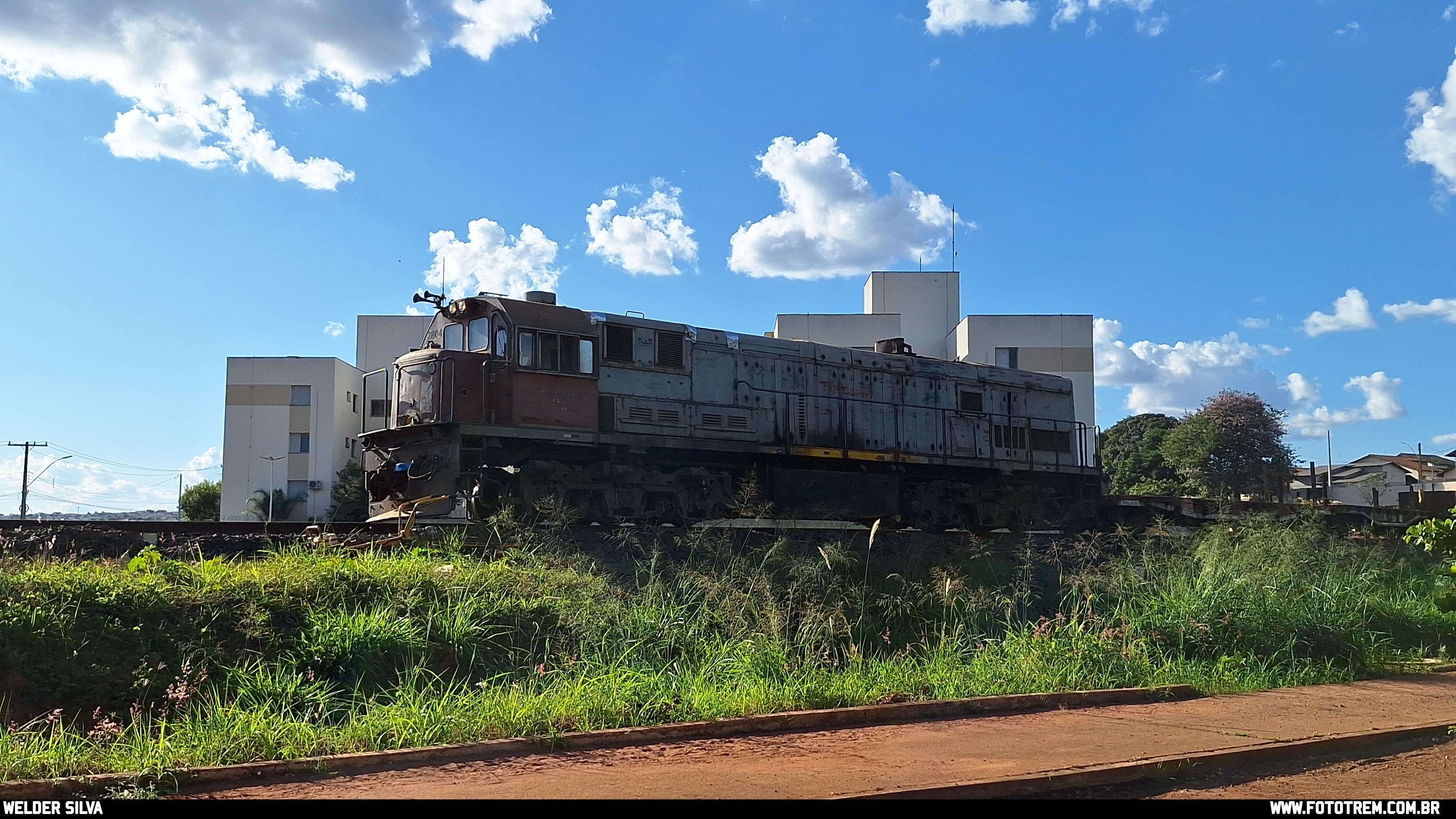 Foto Trem - VLI GE U22C 2804 em Catalão - GO