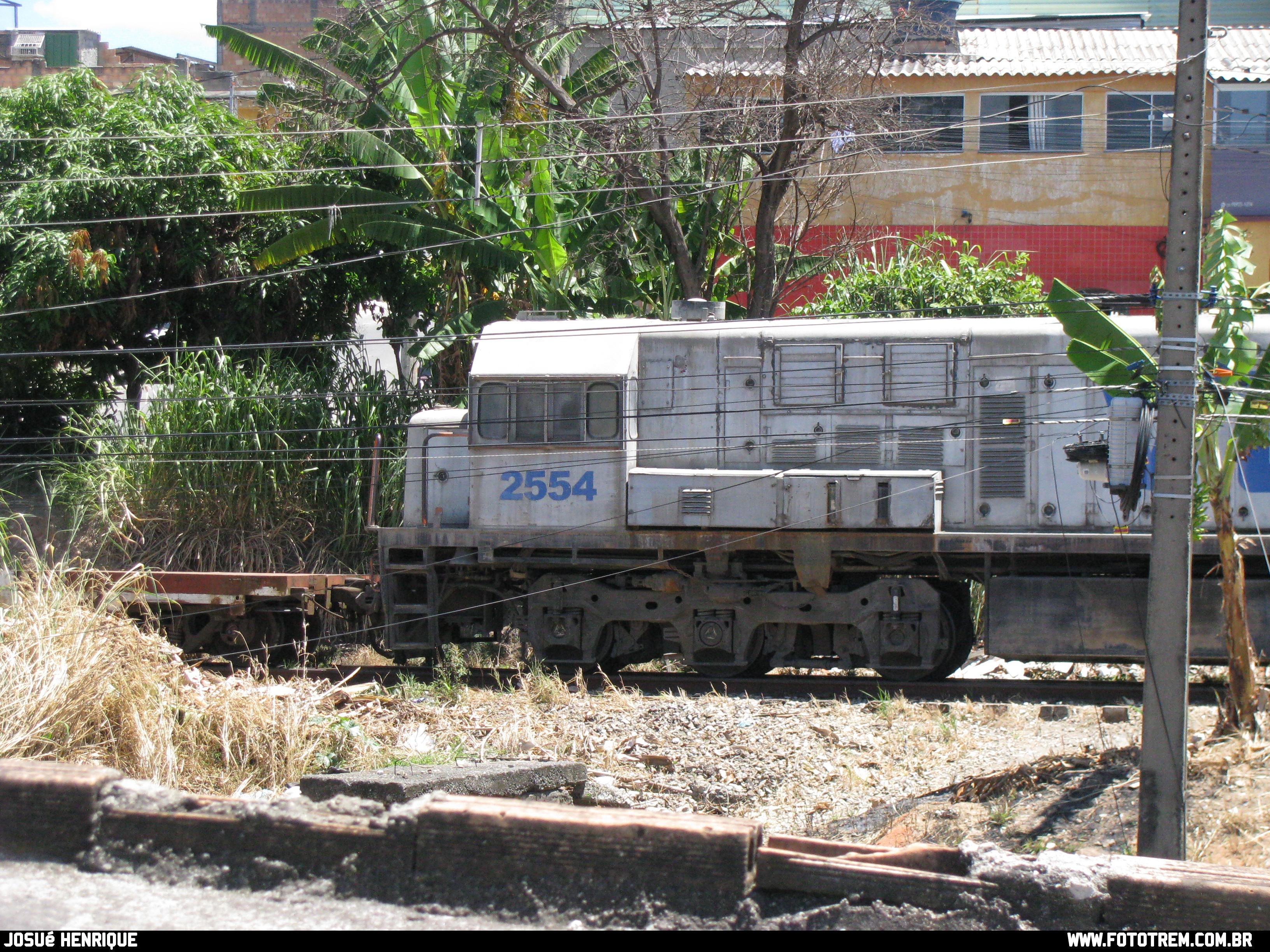 Foto Trem - VLI GE U20C 2554 em Betim - MG