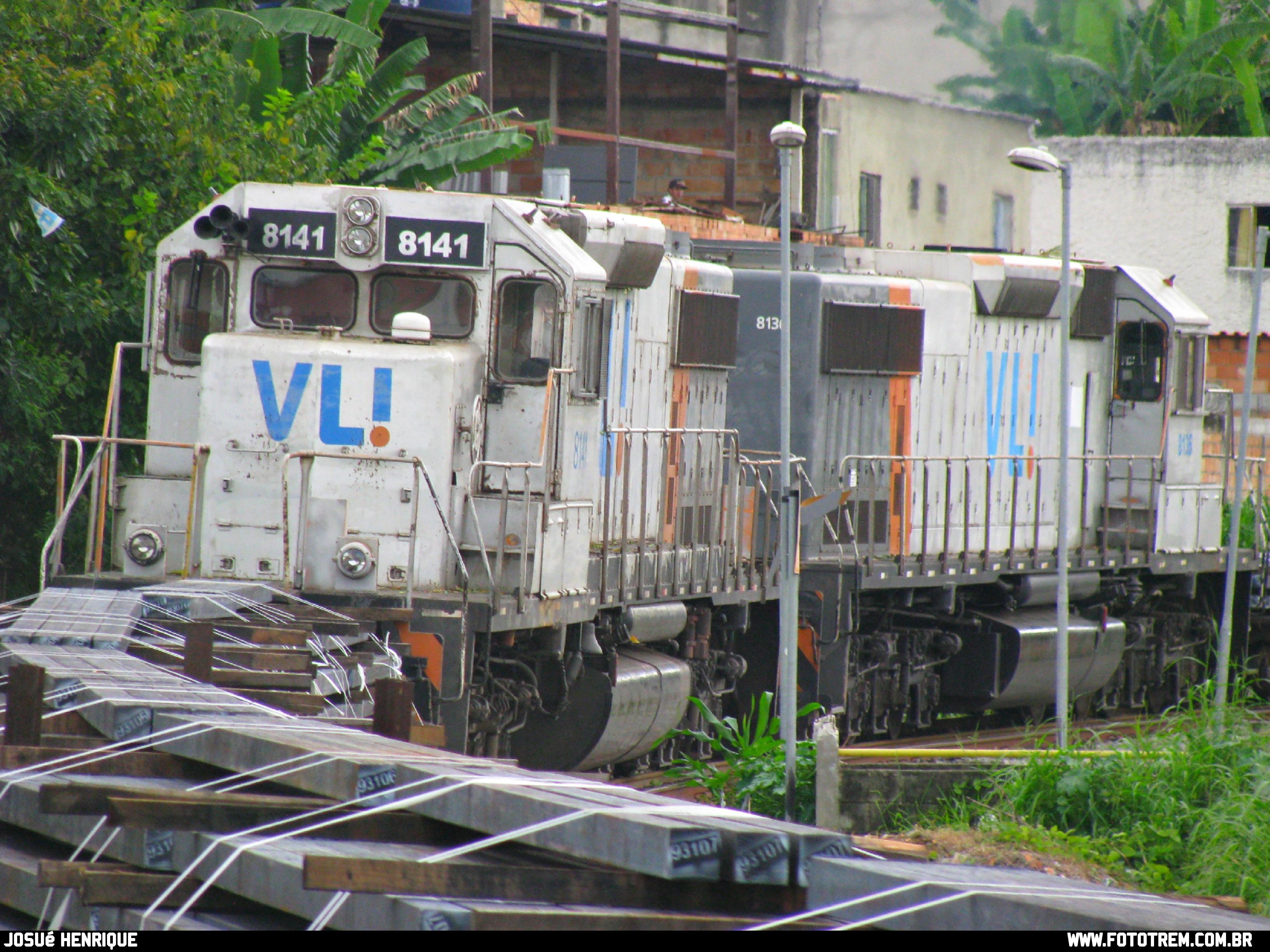 Foto Trem - VLI EMD SD40 BB 8141,8136 em Betim - MG
