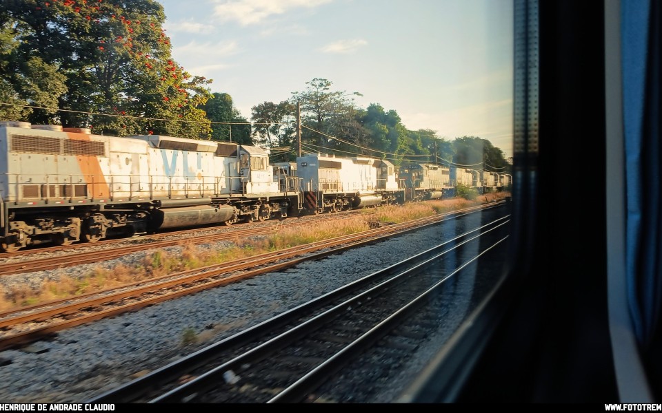 FCA · EMD SD40-2 BB 4811 em Belo Horizonte · MG